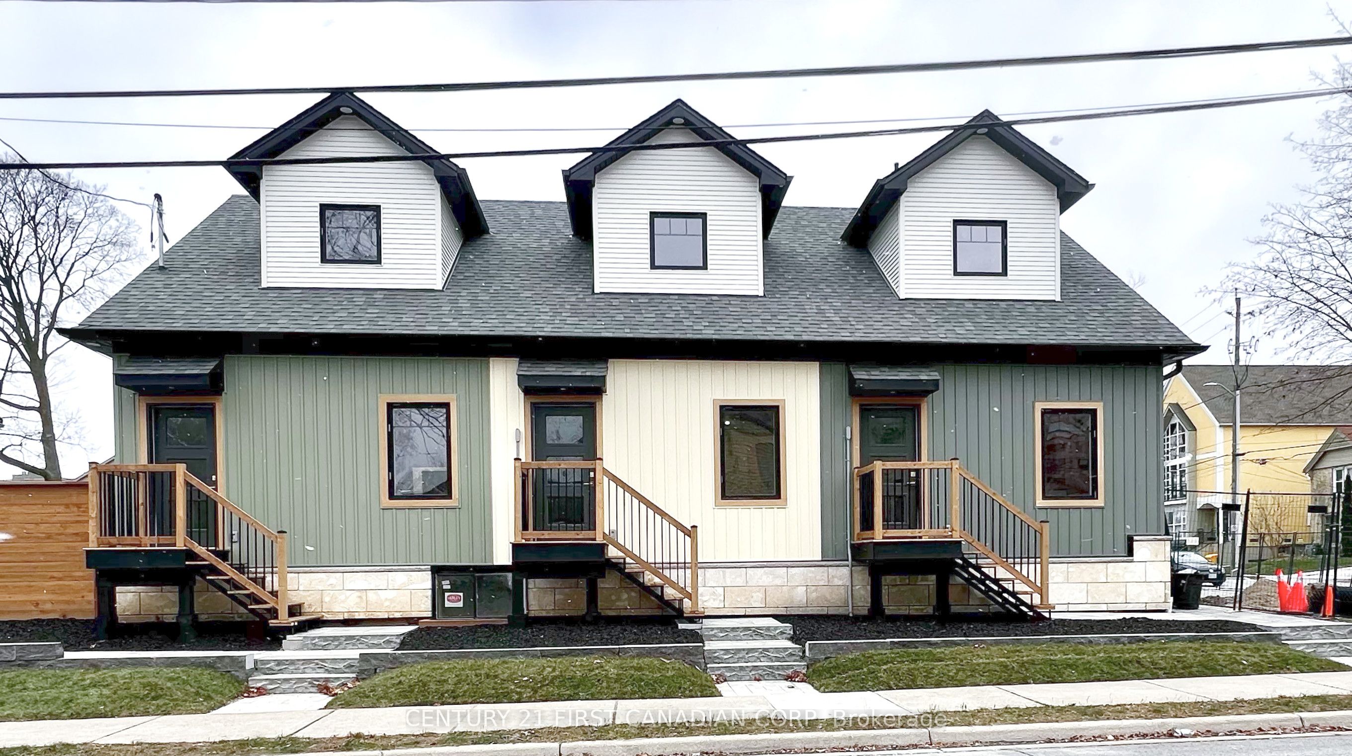 166 Central Avenue 2, London East, On N6a 1m7
