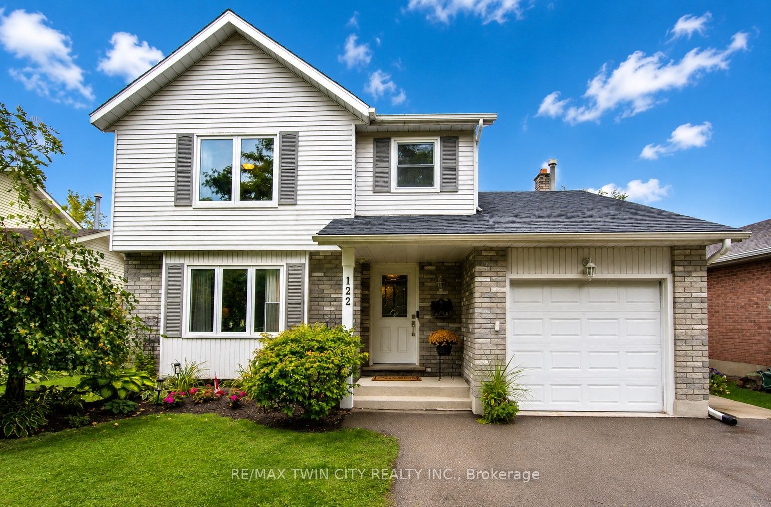122 Bier Crescent, Wilmot, On N3a 1y4