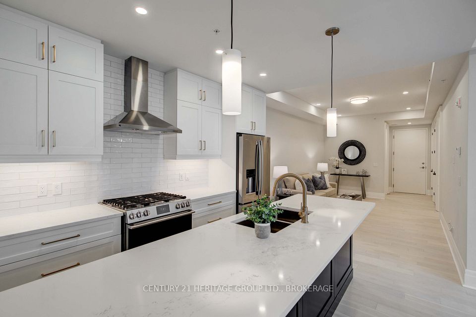 129 South Street 607, Gananoque, On K7g 1a1