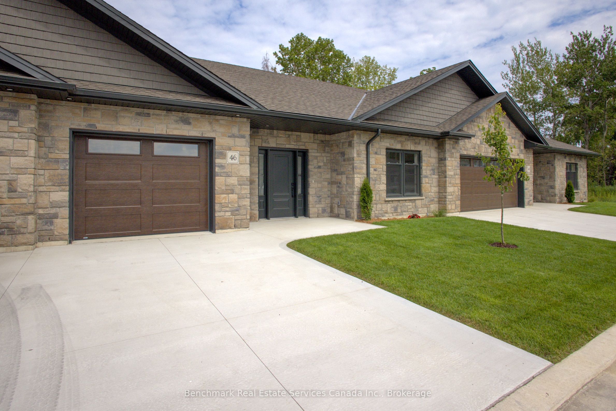 1182 Queen Street 18, Kincardine, On N2z 1g4