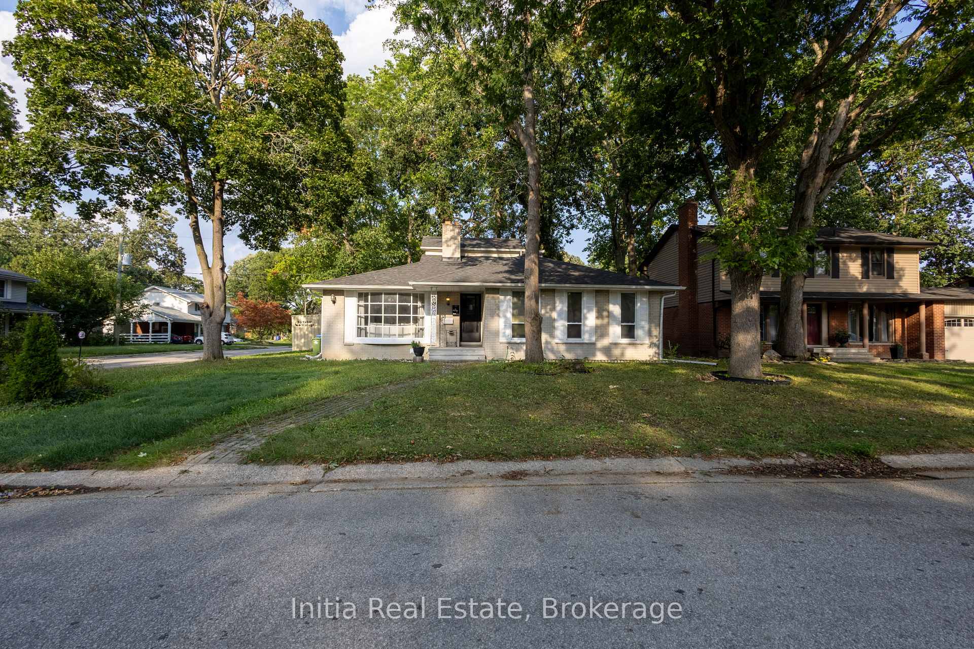 3400 St Patrick'S Drive, Windsor, On N9e 3h4