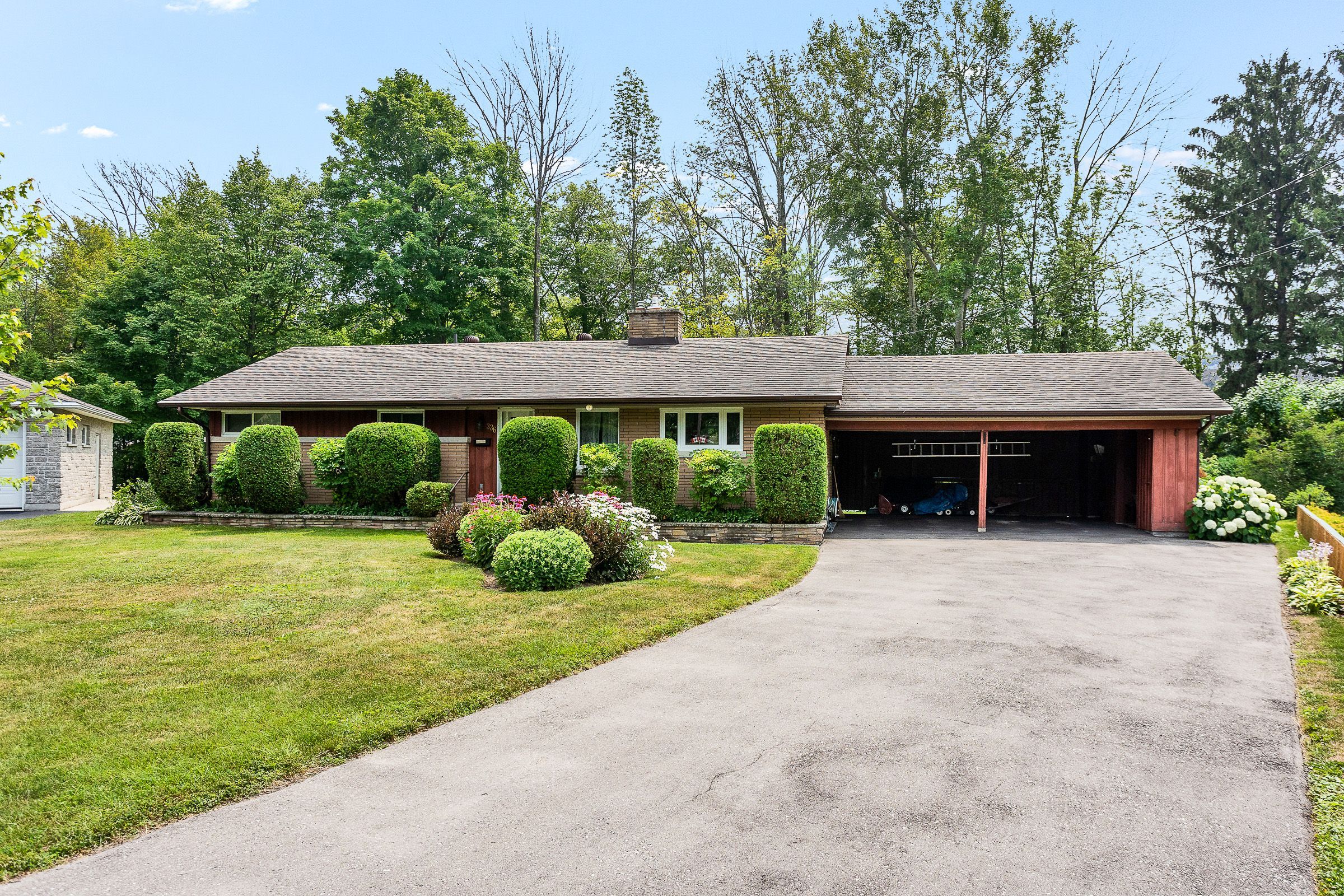 336 6th Avenue E, Owen Sound, On N4k 2t6