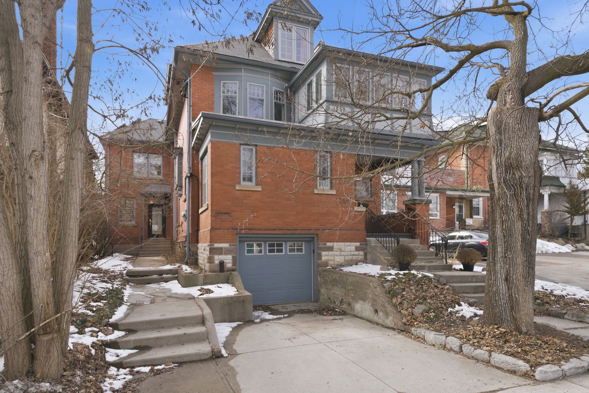 385 Stewart Street, Peterborough, On K9h 4a9