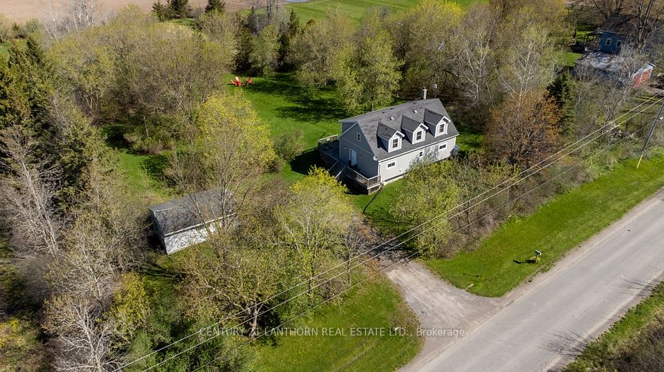 986 Black Road, Prince Edward County, On K0k 1w0