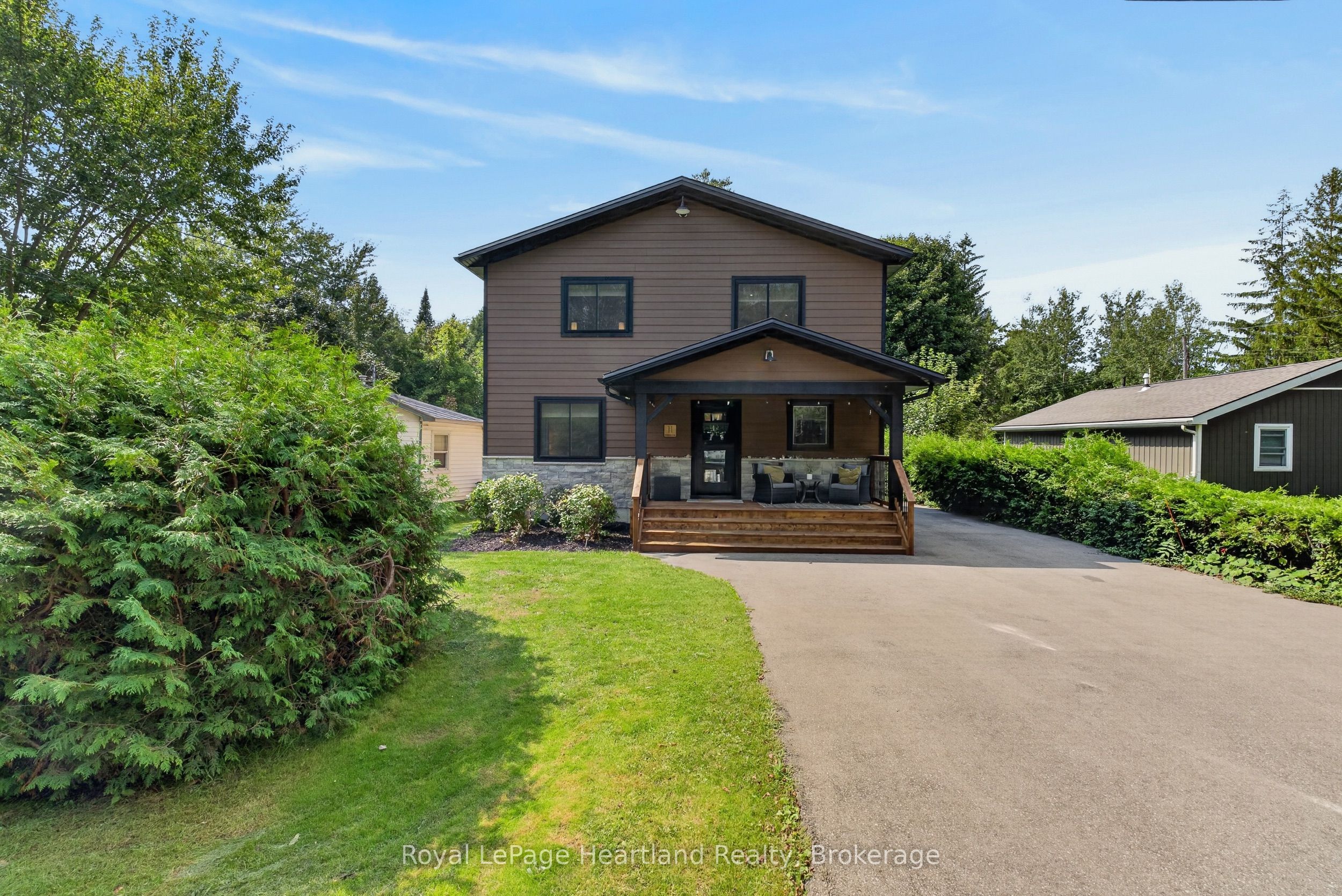 11 Maitland Avenue, Central Huron, On N7a 3x8