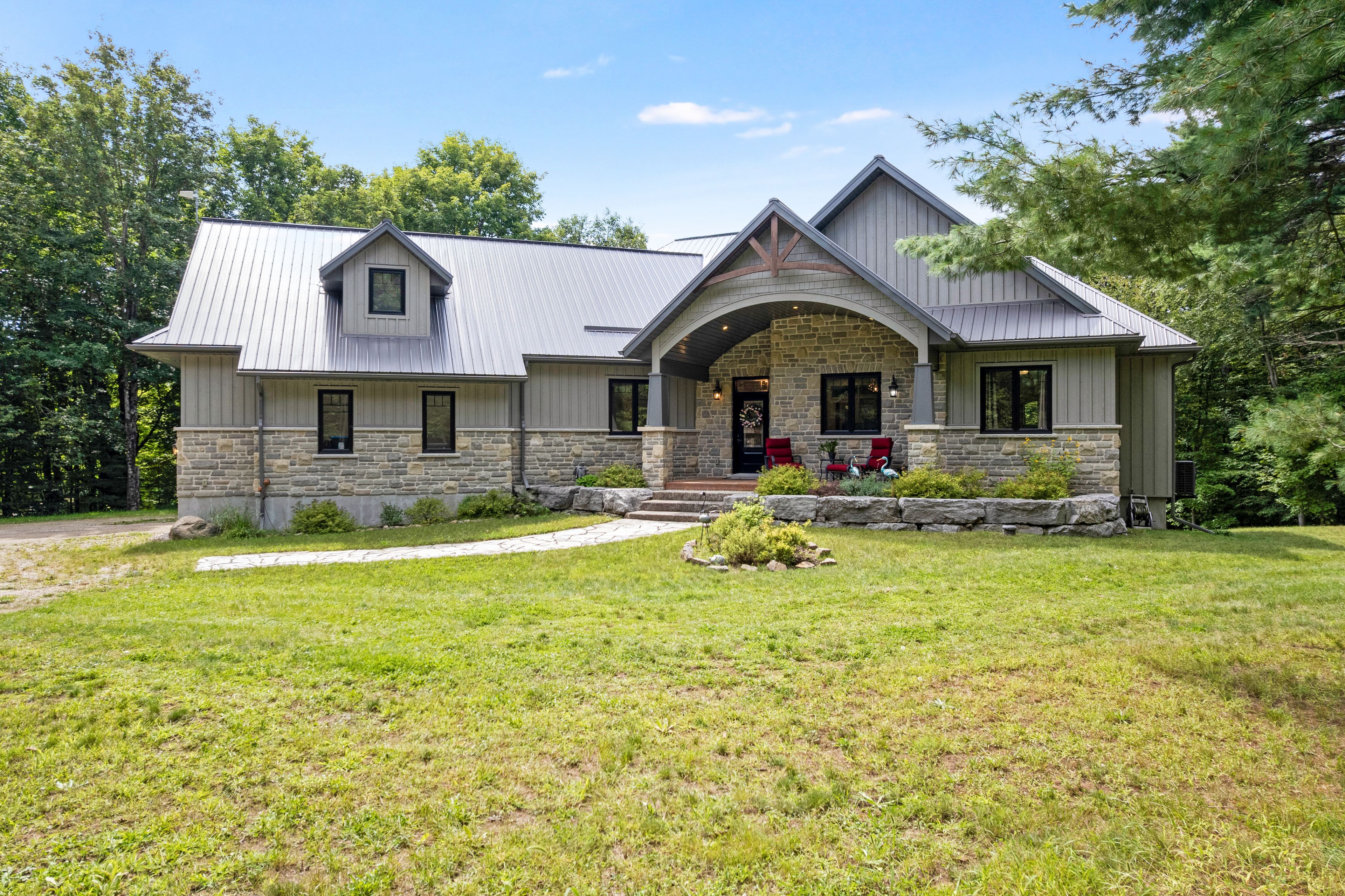 944 Mclaren Road, Tay Valley, On K7h 0c9