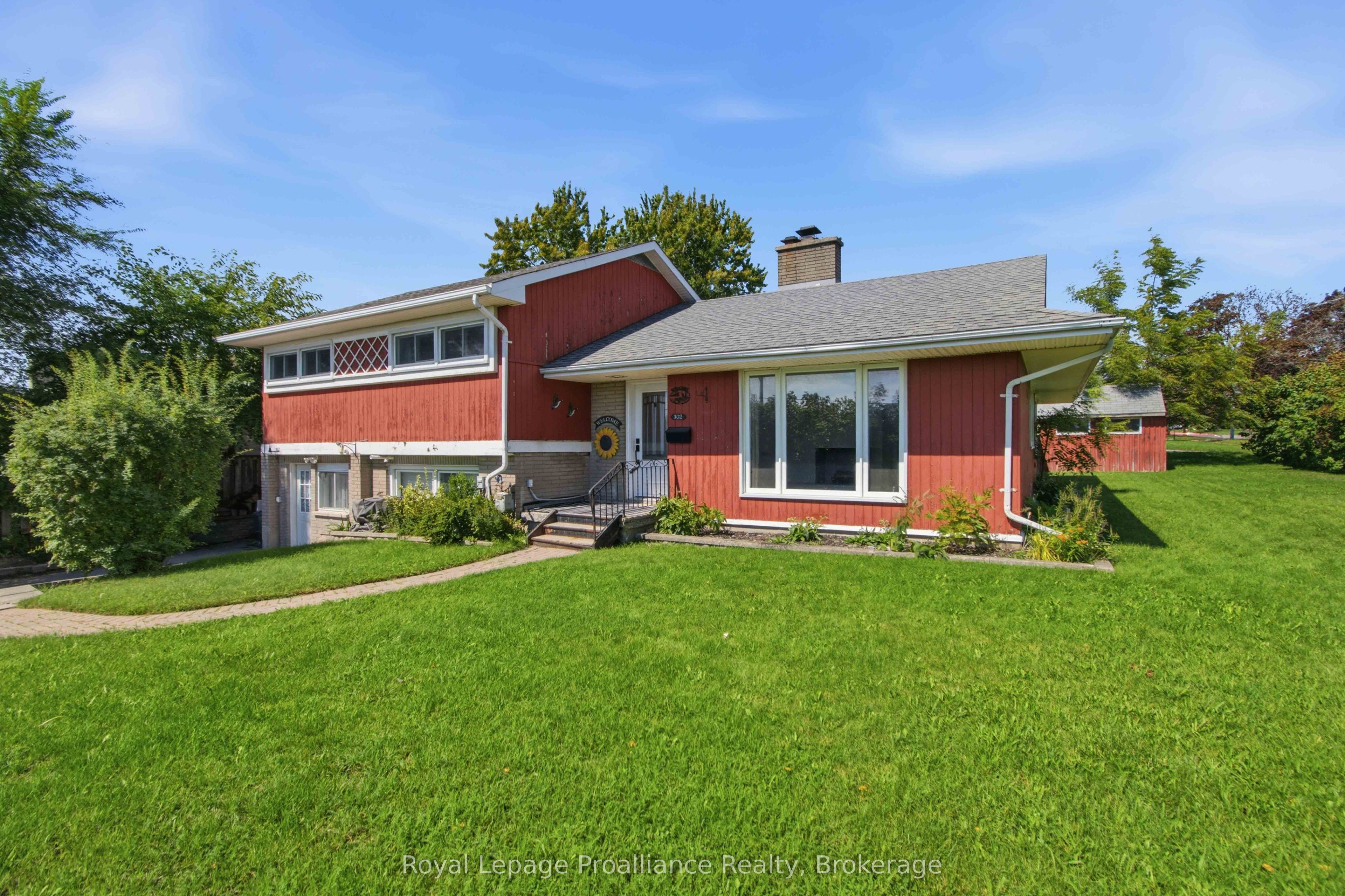 302 King Street, Quinte West, On K8v 3x5