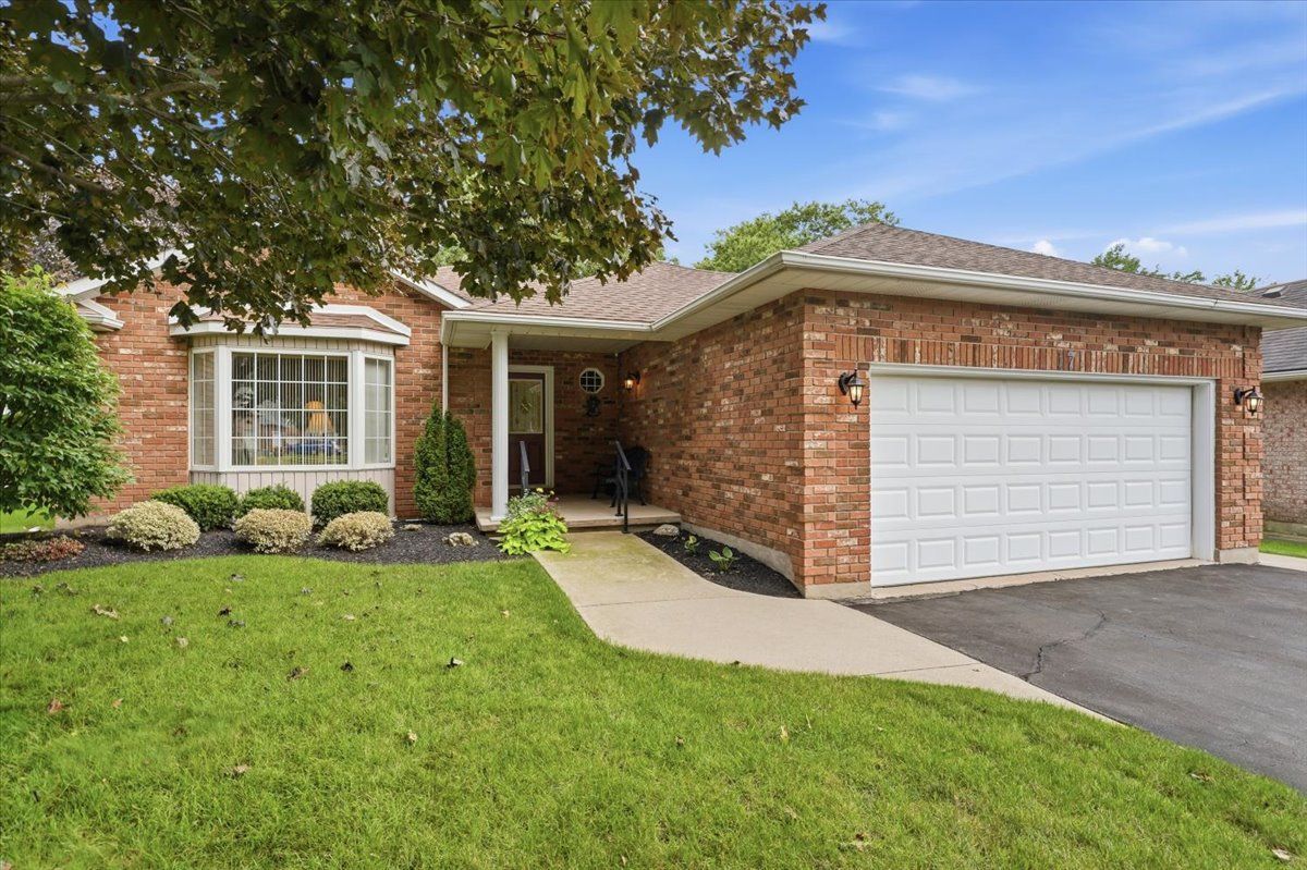 17 Oakridge Boulevard, Pelham, On L0s 1e5