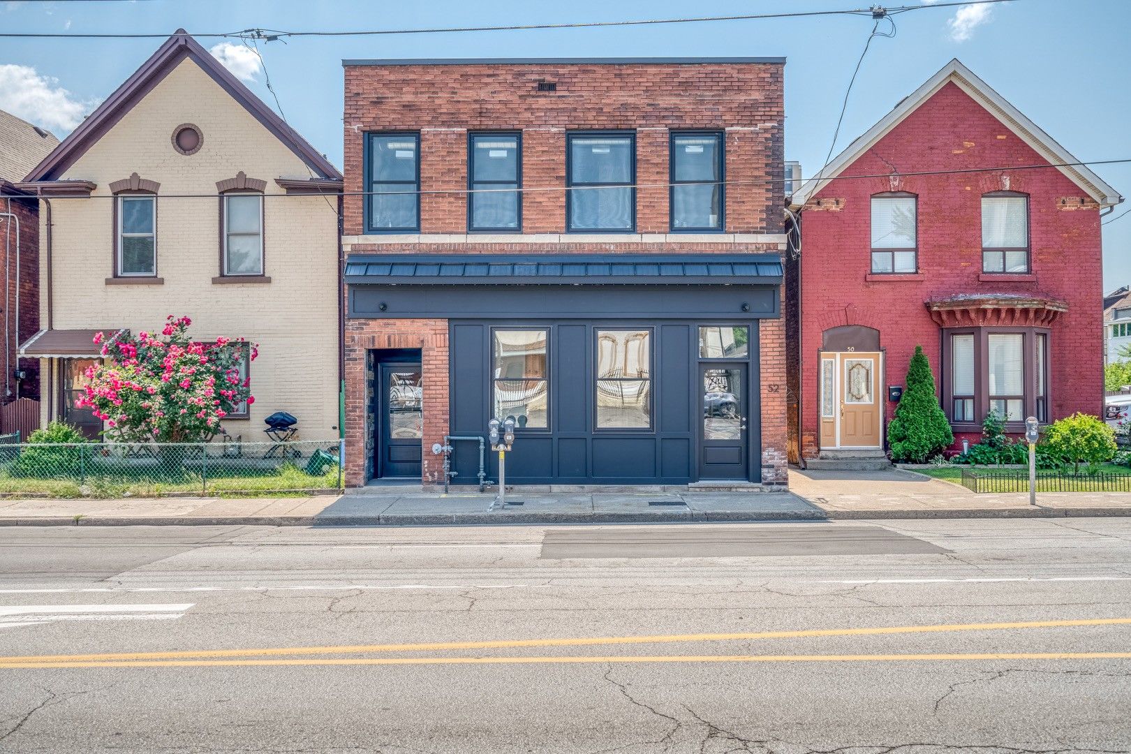 52 Barton Street E, Hamilton, On L8l 2v8