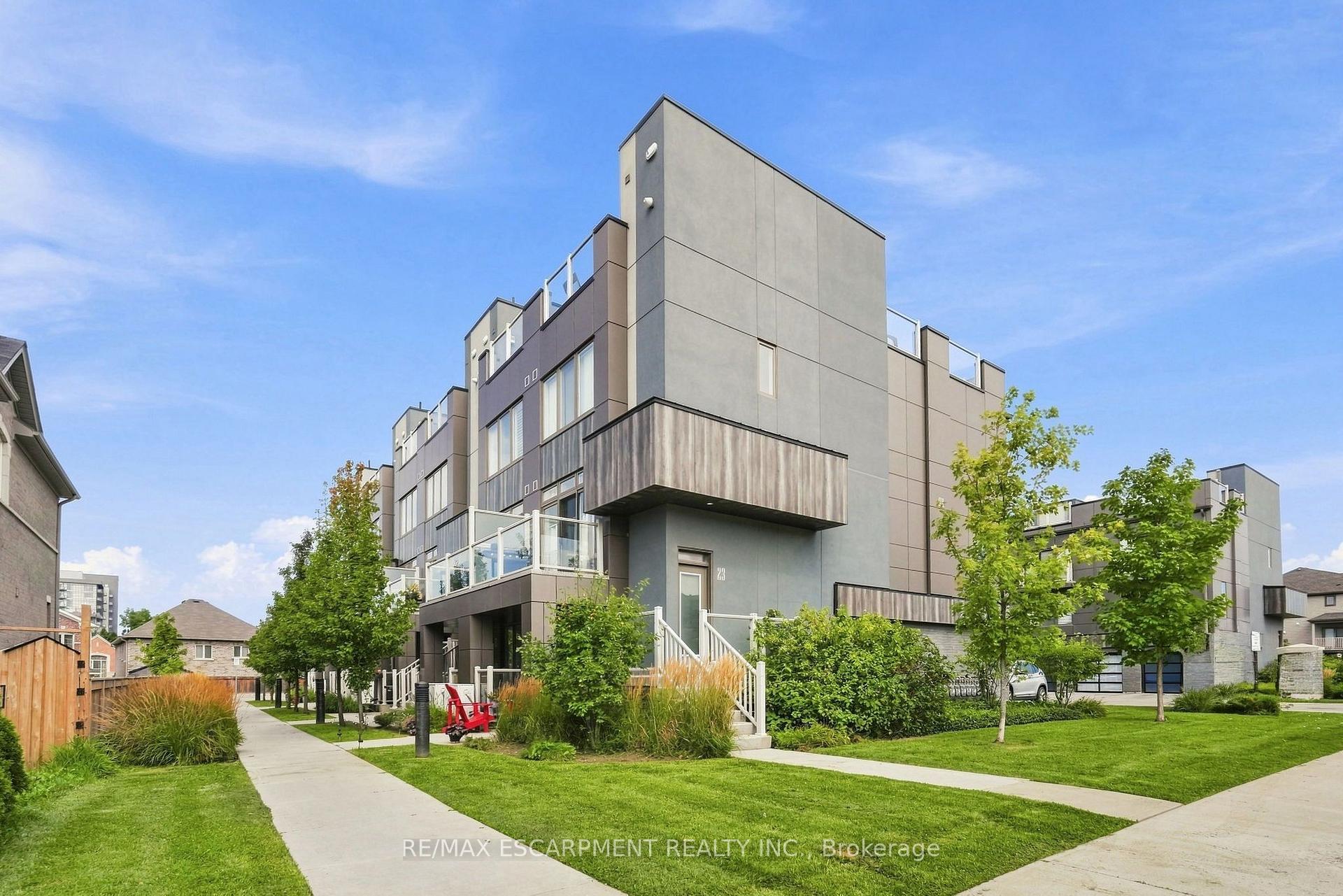 261 Skinner Road 18, Hamilton, On L8b 1w6
