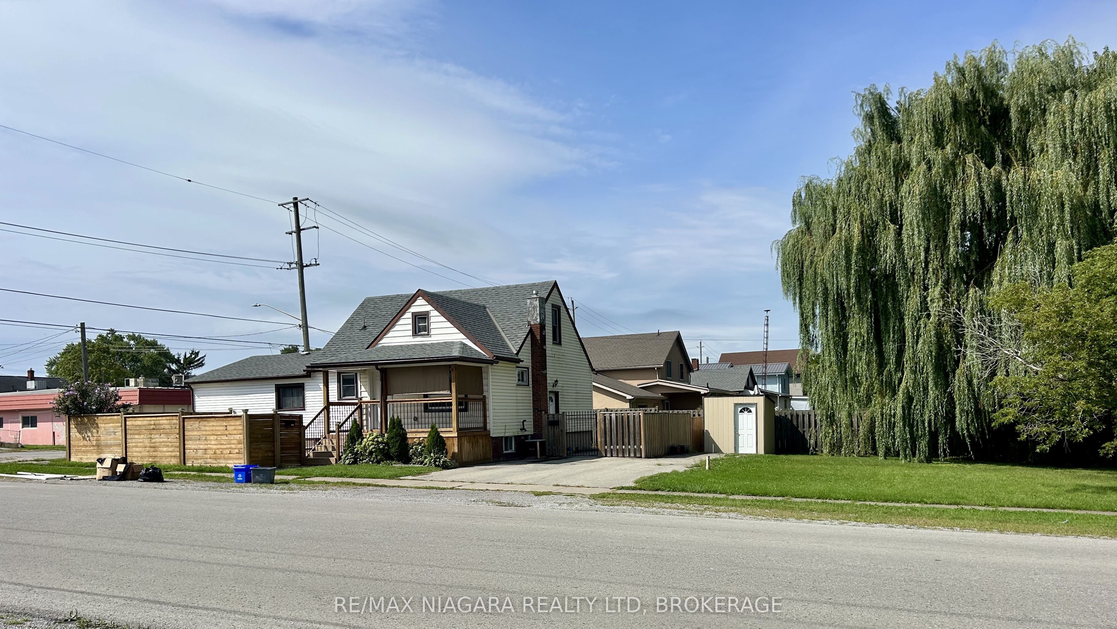130 Killaly Street E, Port Colborne, On L3k 1n6