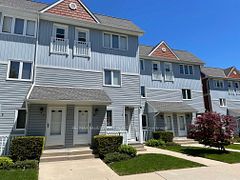 48 Ontario Street S 7, Lambton Shores, On N0m 1t0