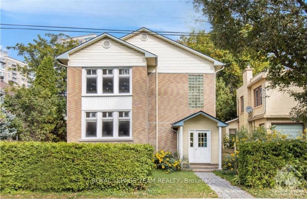 33 Coupal Street 1, Vanier And Kingsview Park, On K1l 5z9