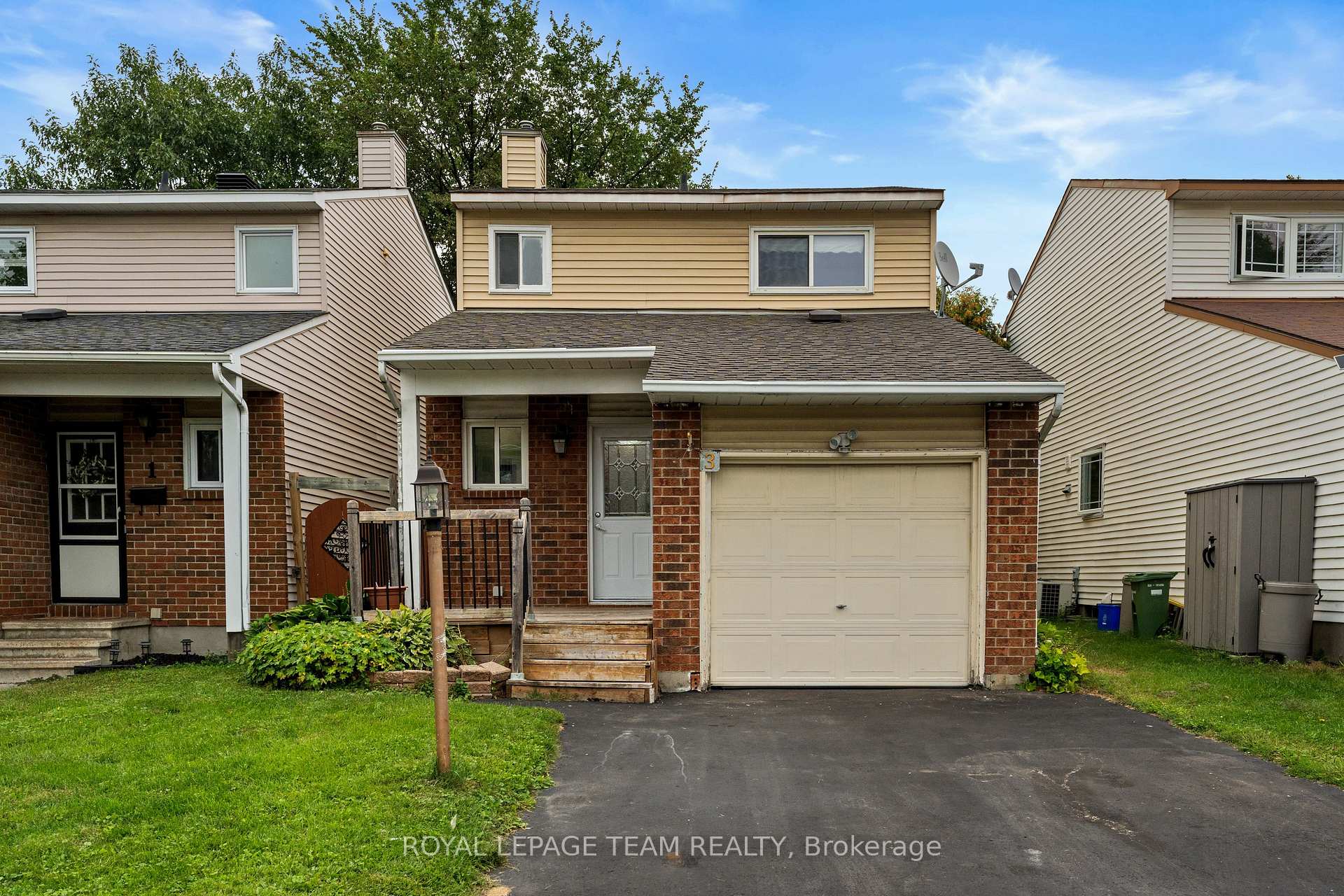 3 Benlark Road, Barrhaven, On K2j 2l5