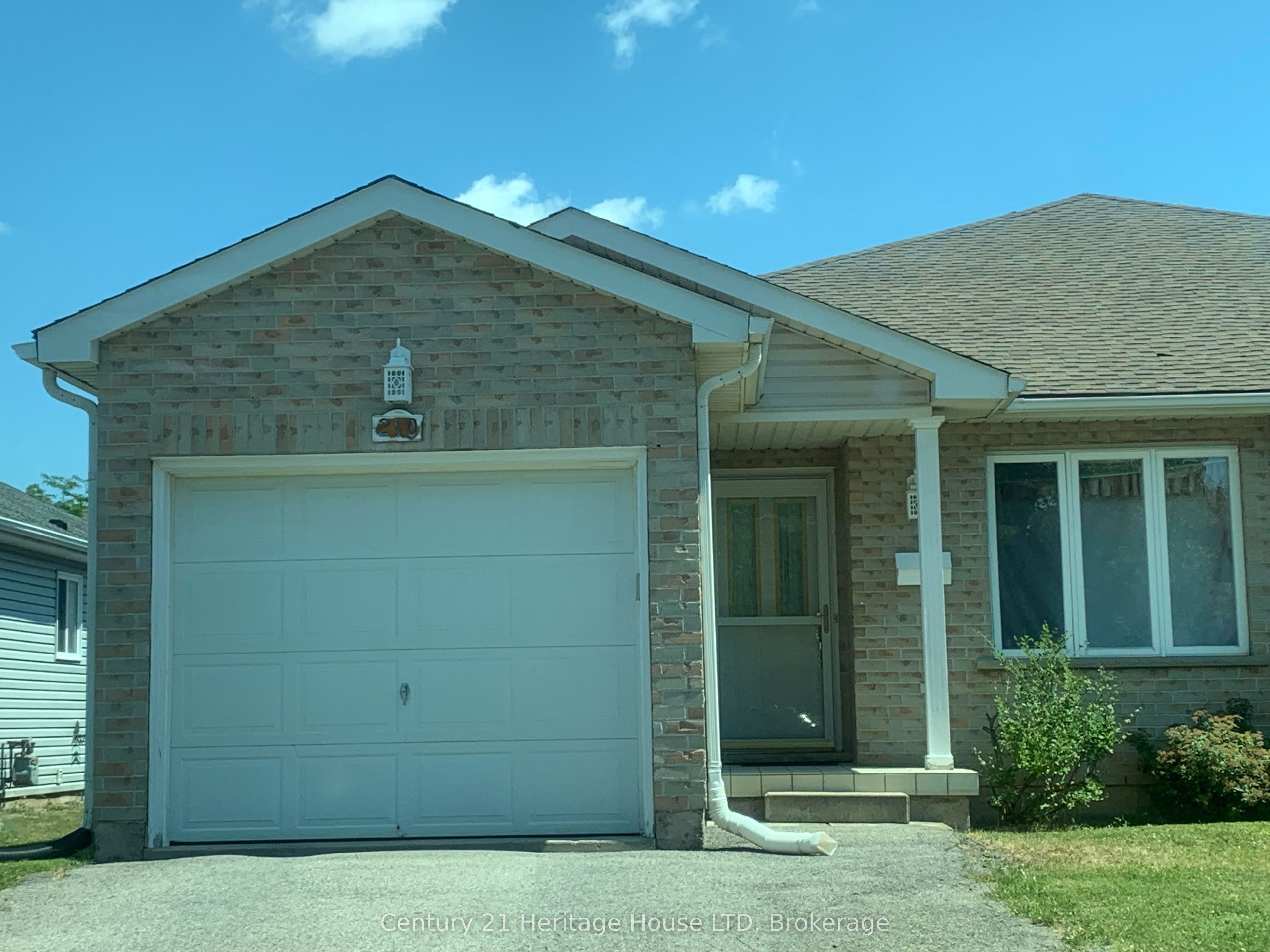 210 Oakcrest Avenue, Welland, On L3c 7k3
