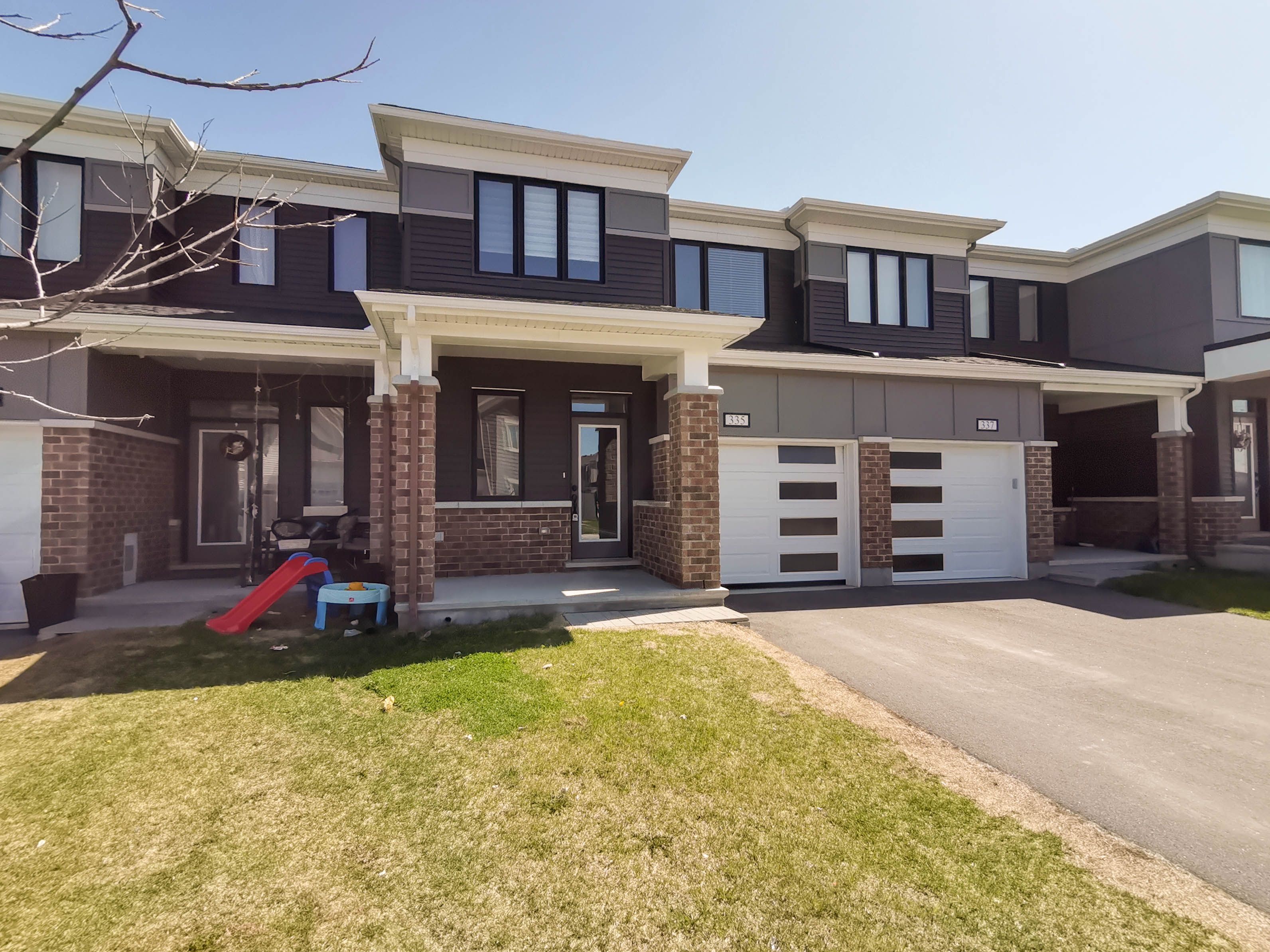 335 Aphelion Crescent, Barrhaven, On K2j 6n4