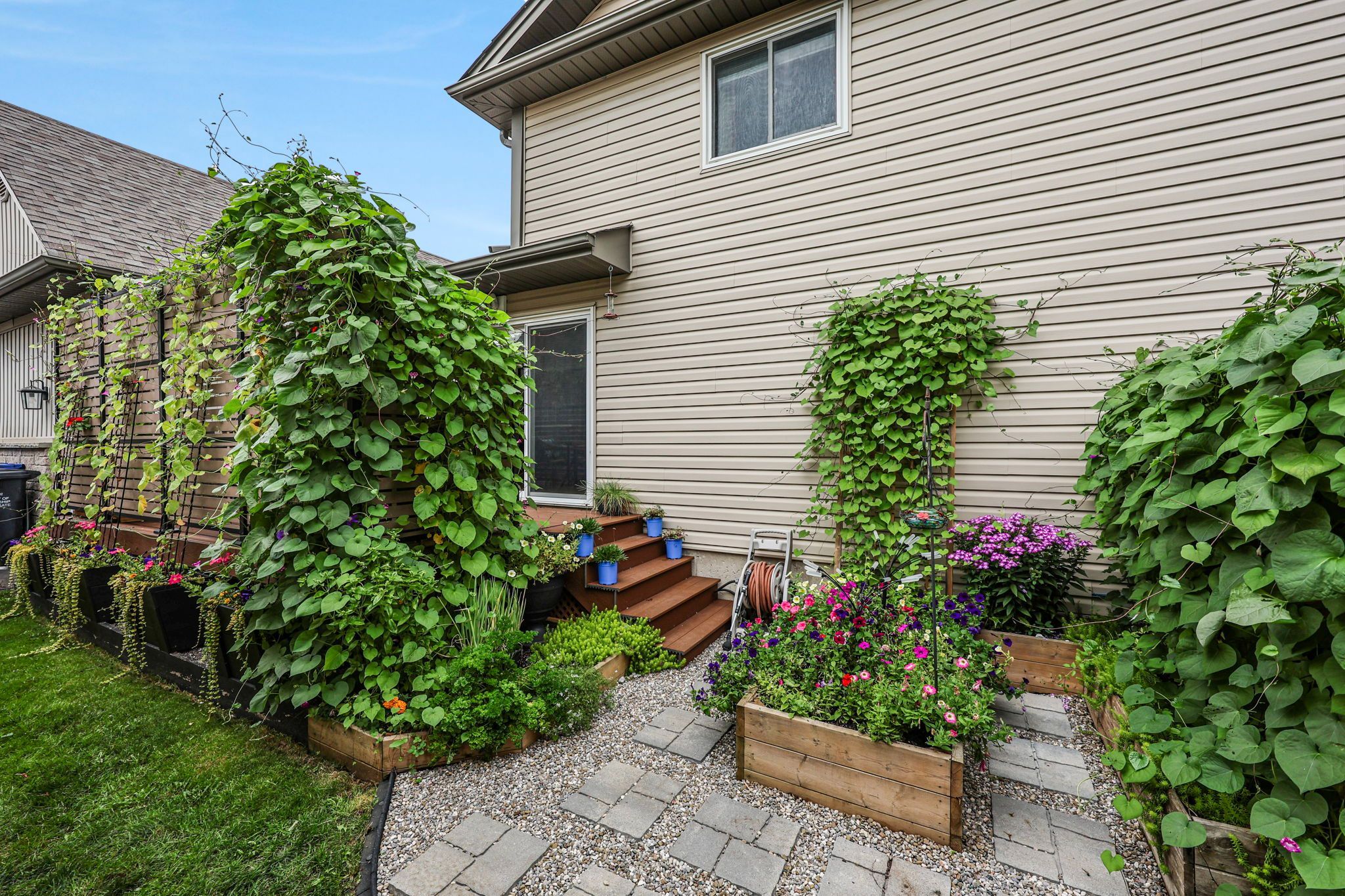 45 Sheffield Street, Southgate, On N0c 1b0