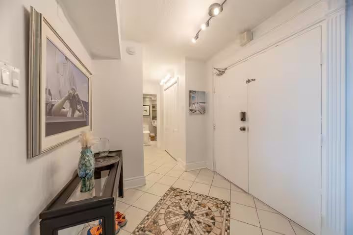 380 King Street 1805, London East, On N6b 3l6