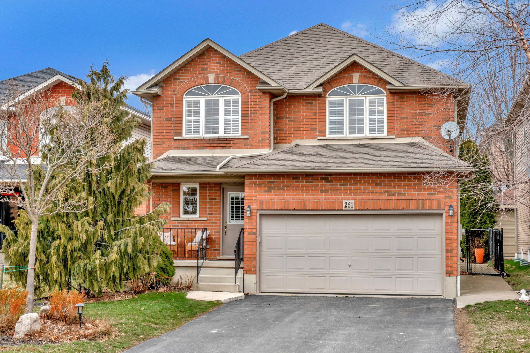 251 Braithwaite Avenue, Hamilton, On L9g 5a7