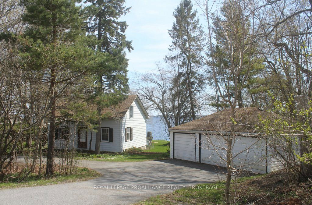 4690 Bath Road, Loyalist, On K0h 1g0