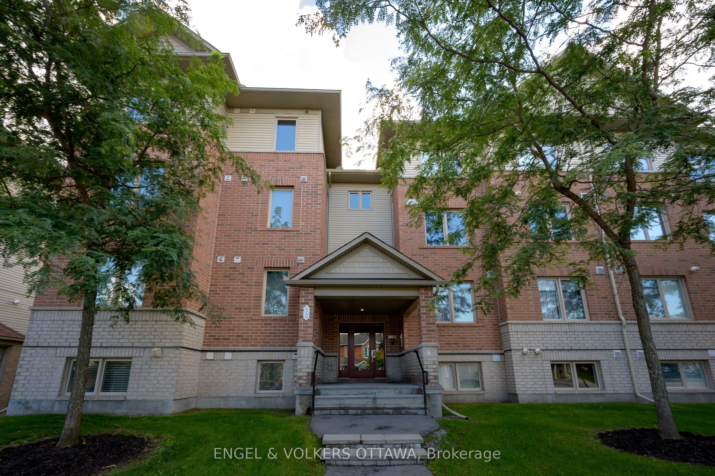 50 Barnstone Drive 7, Barrhaven, On K2g 6x2