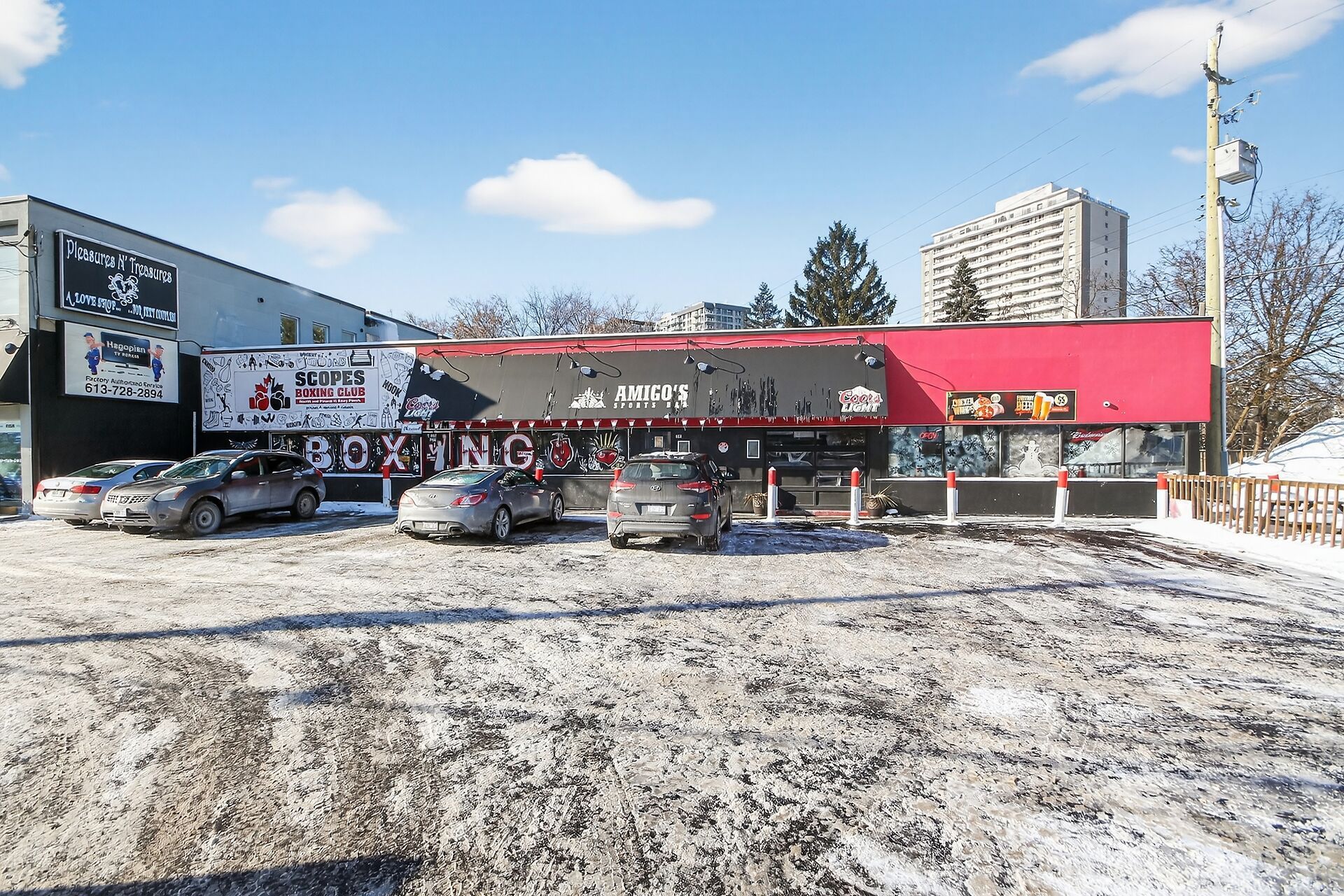858 Merivale Road, Carlington - Central Park, On K1z 5z4