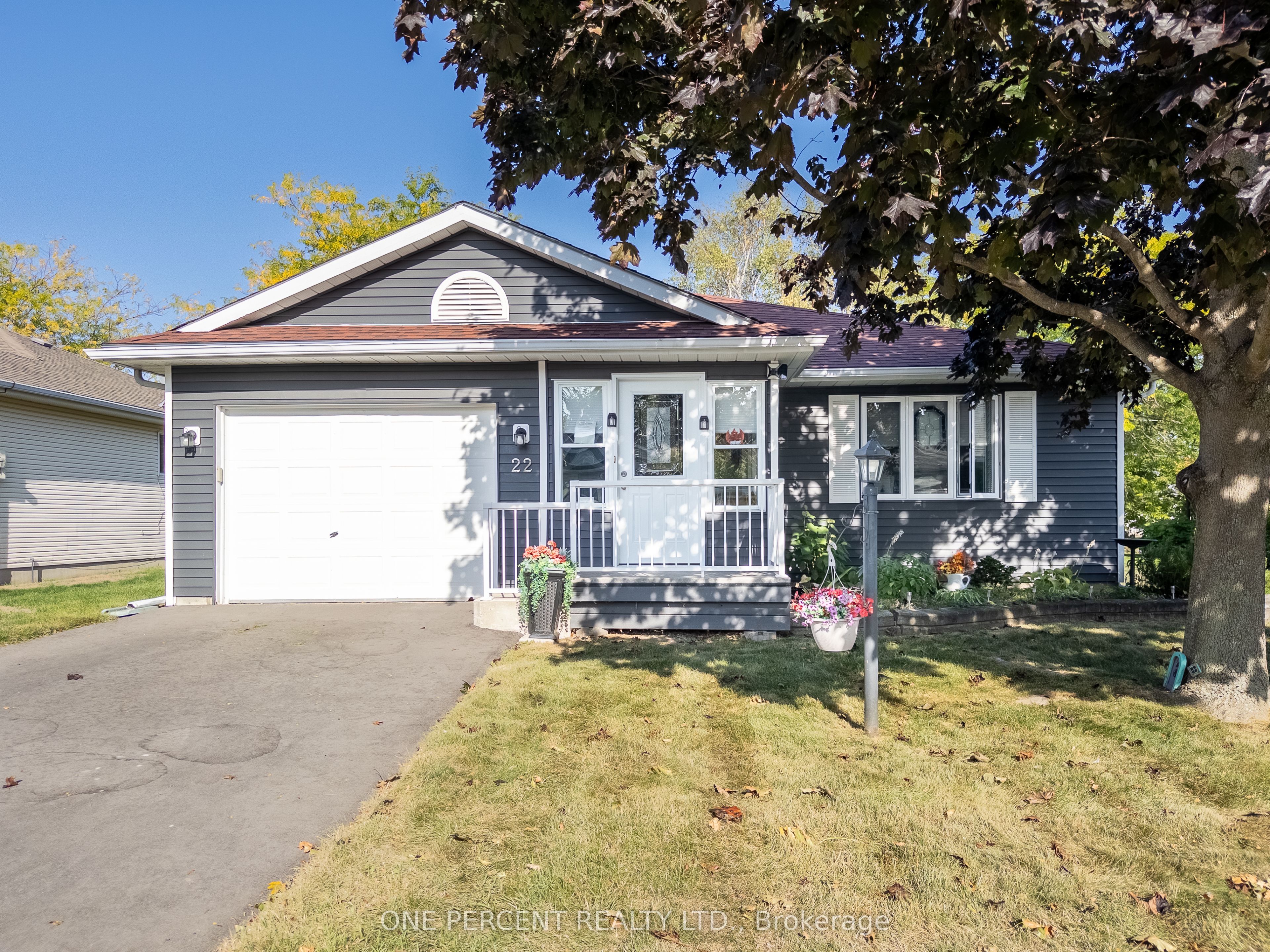 22 Heritage Drive, Prince Edward County, On K0k 3l0