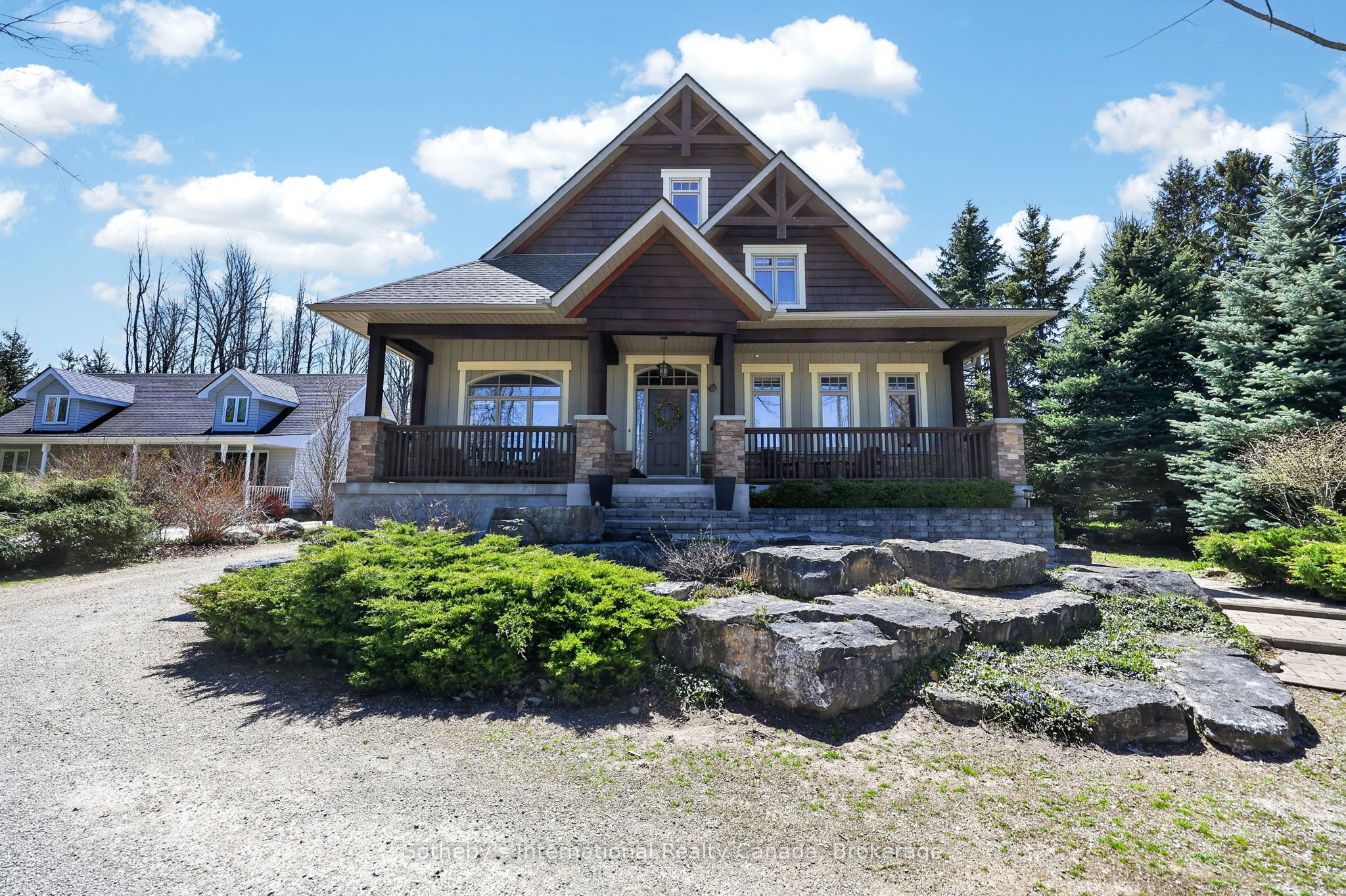 160 Sunset Boulevard, Blue Mountains, On N0h 2p0