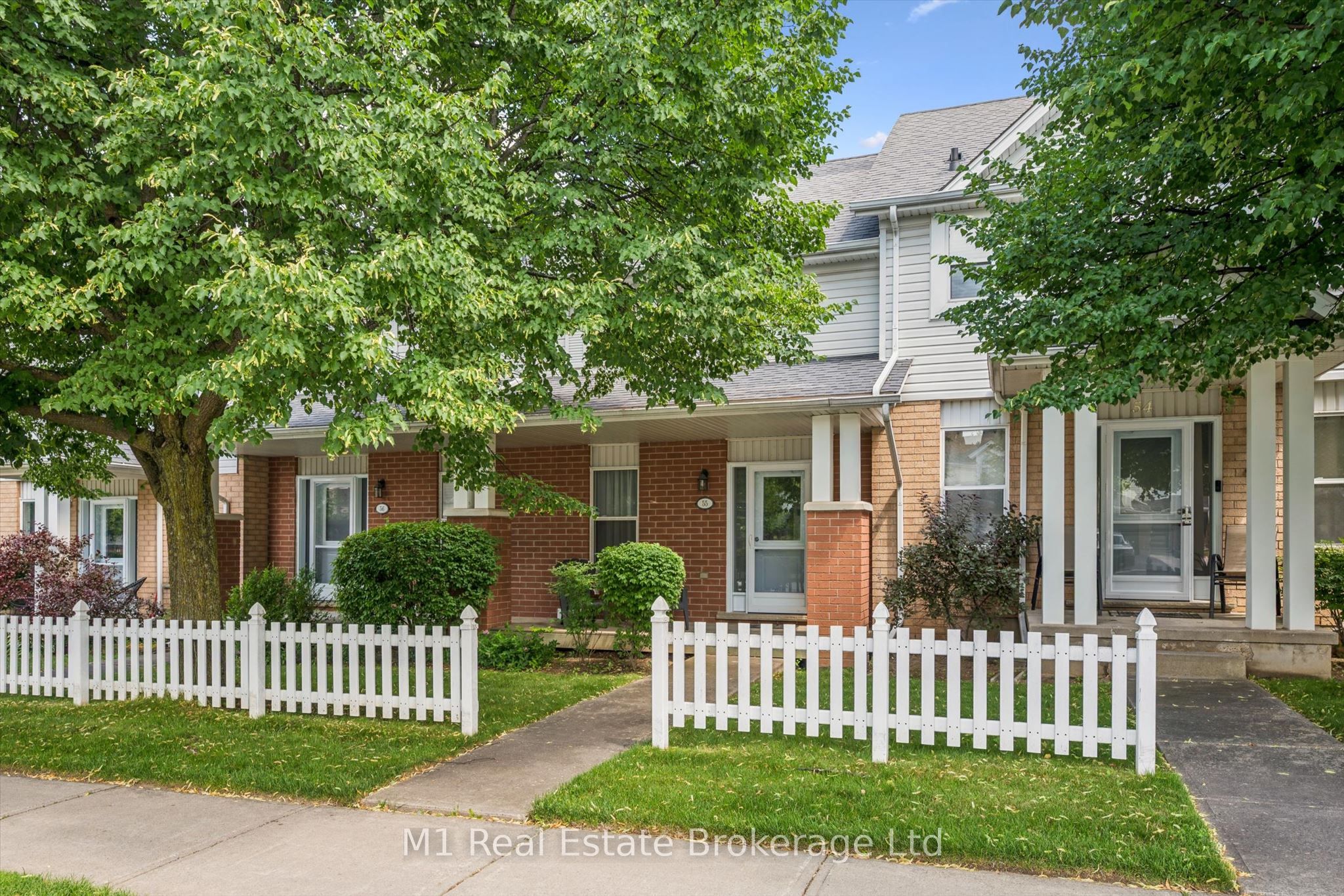 426 Grange Road 55, Guelph, On N1e 7e4