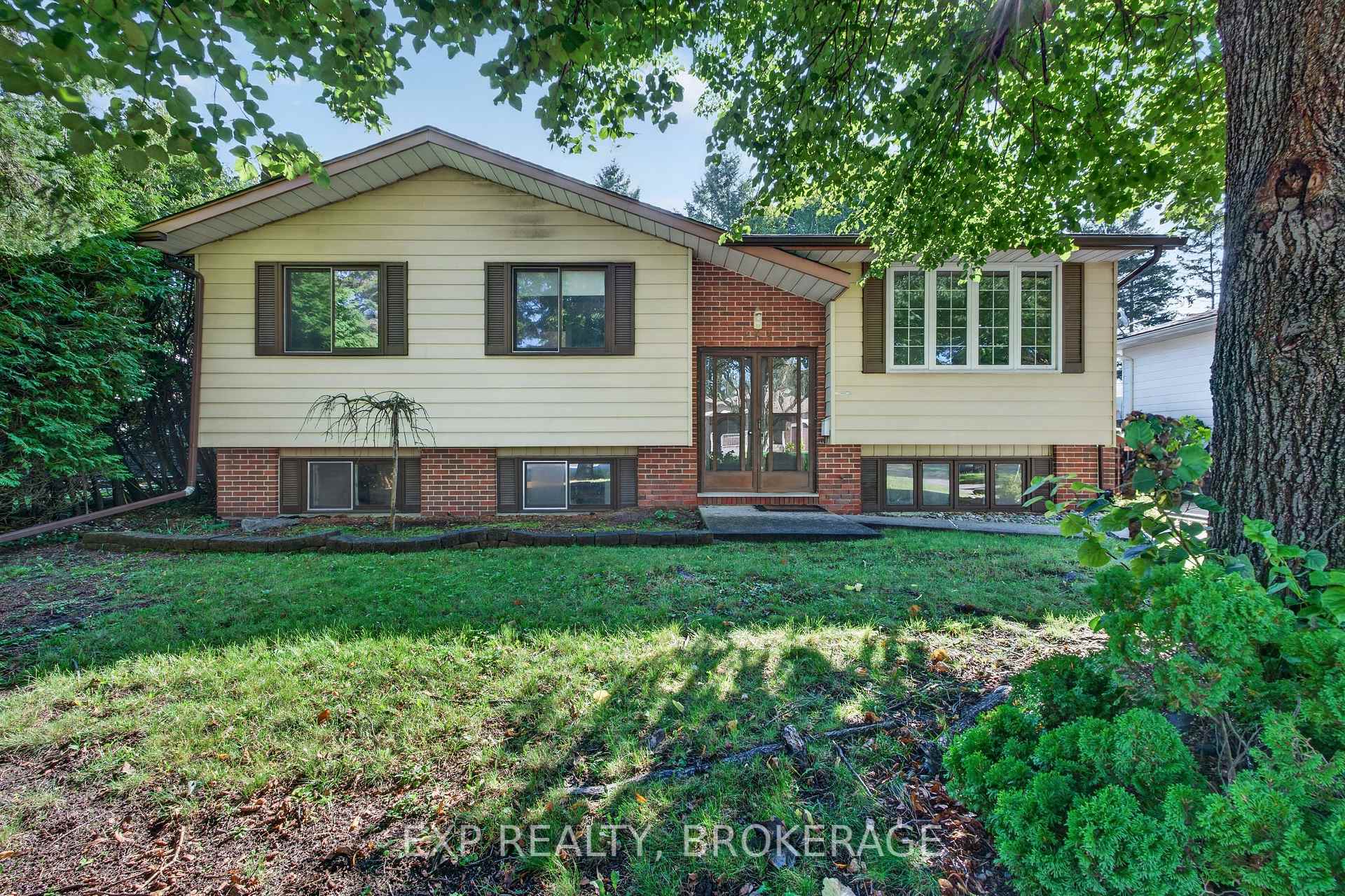 920 Safari Drive, Kingston, On K7m 6x5