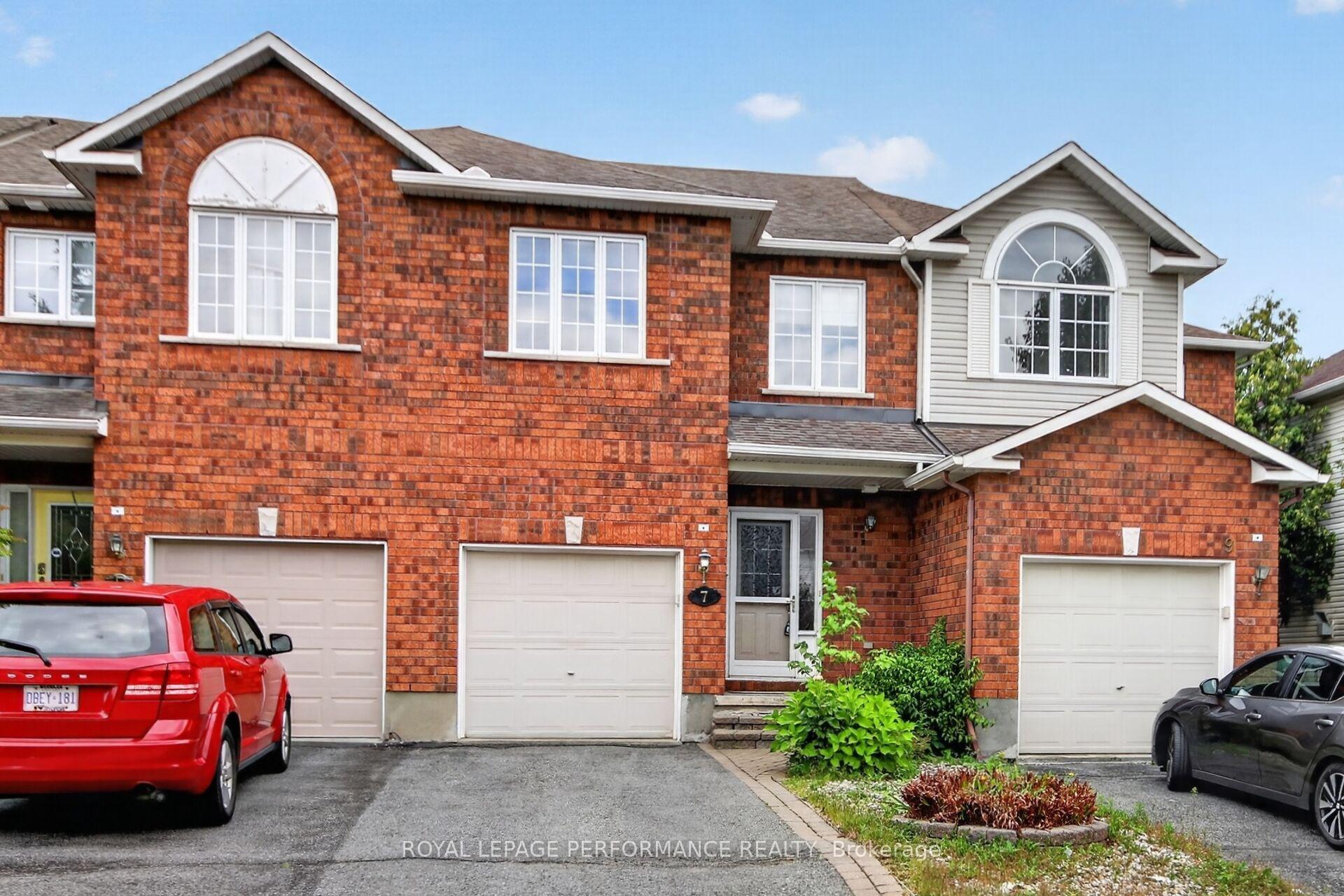 7 Calaveras Avenue, Barrhaven, On K2j 4z8