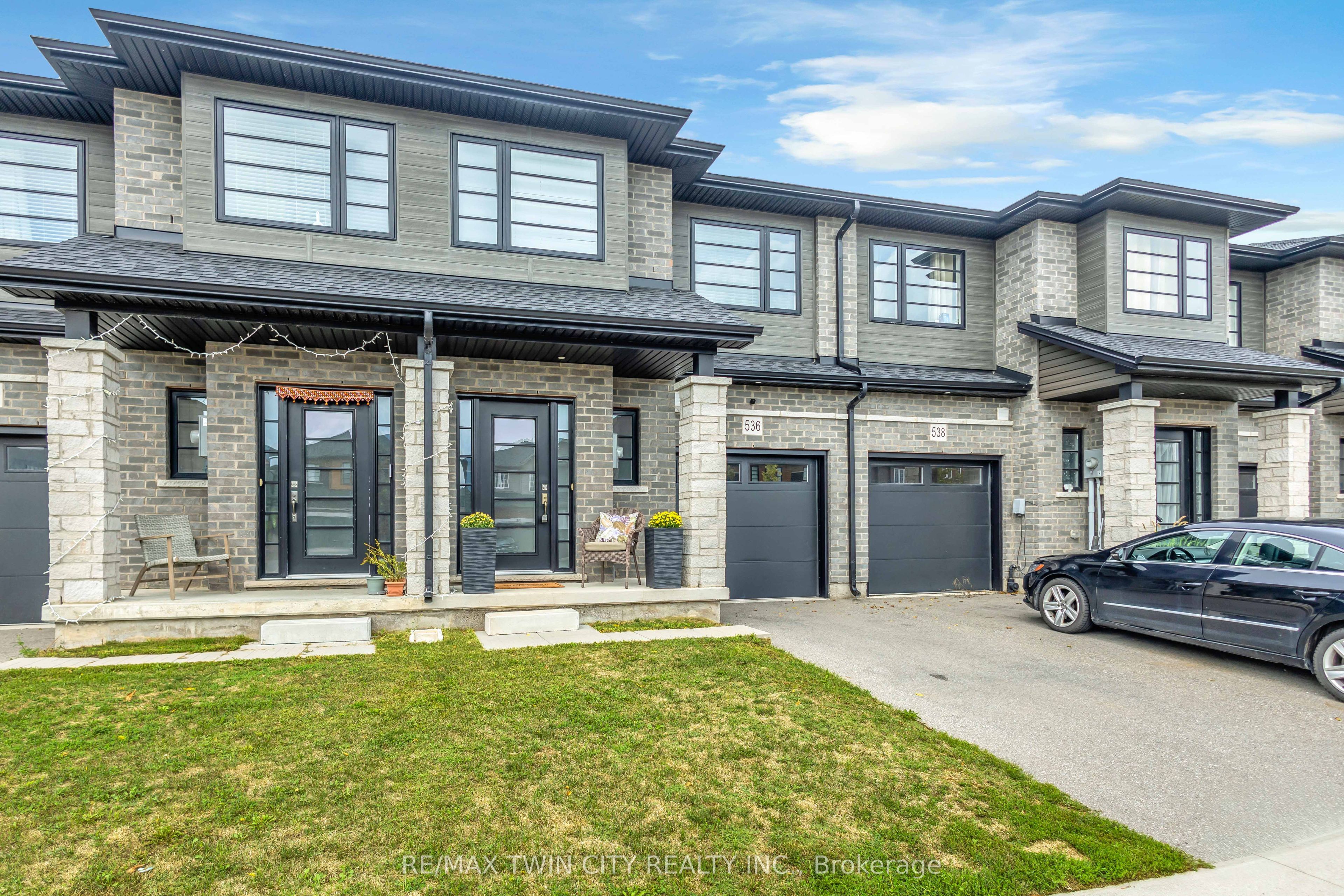 536 Grey Street, Brantford, On N3s 0c3