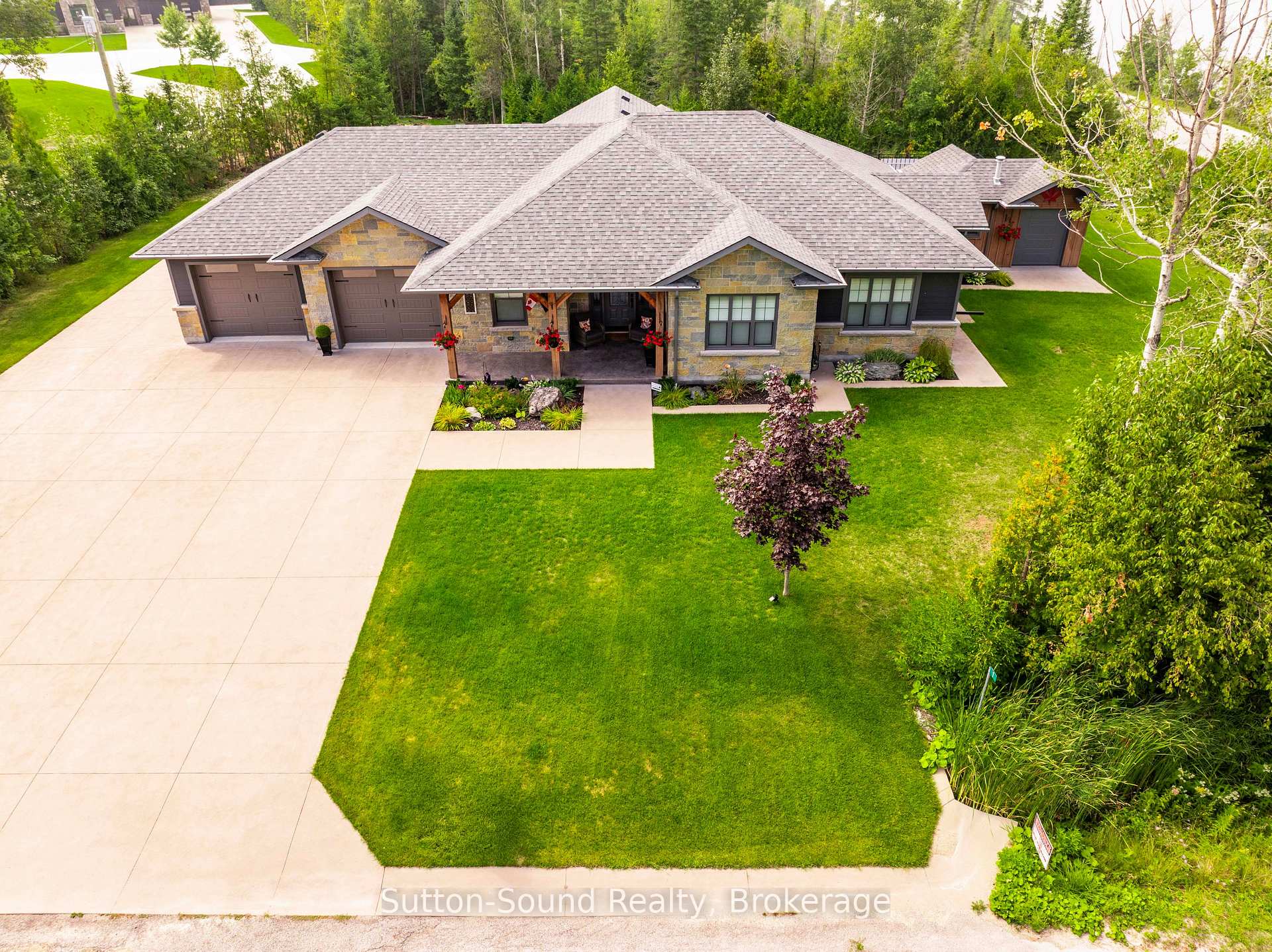 1 Walker Way, South Bruce Peninsula, On N0h 2g0