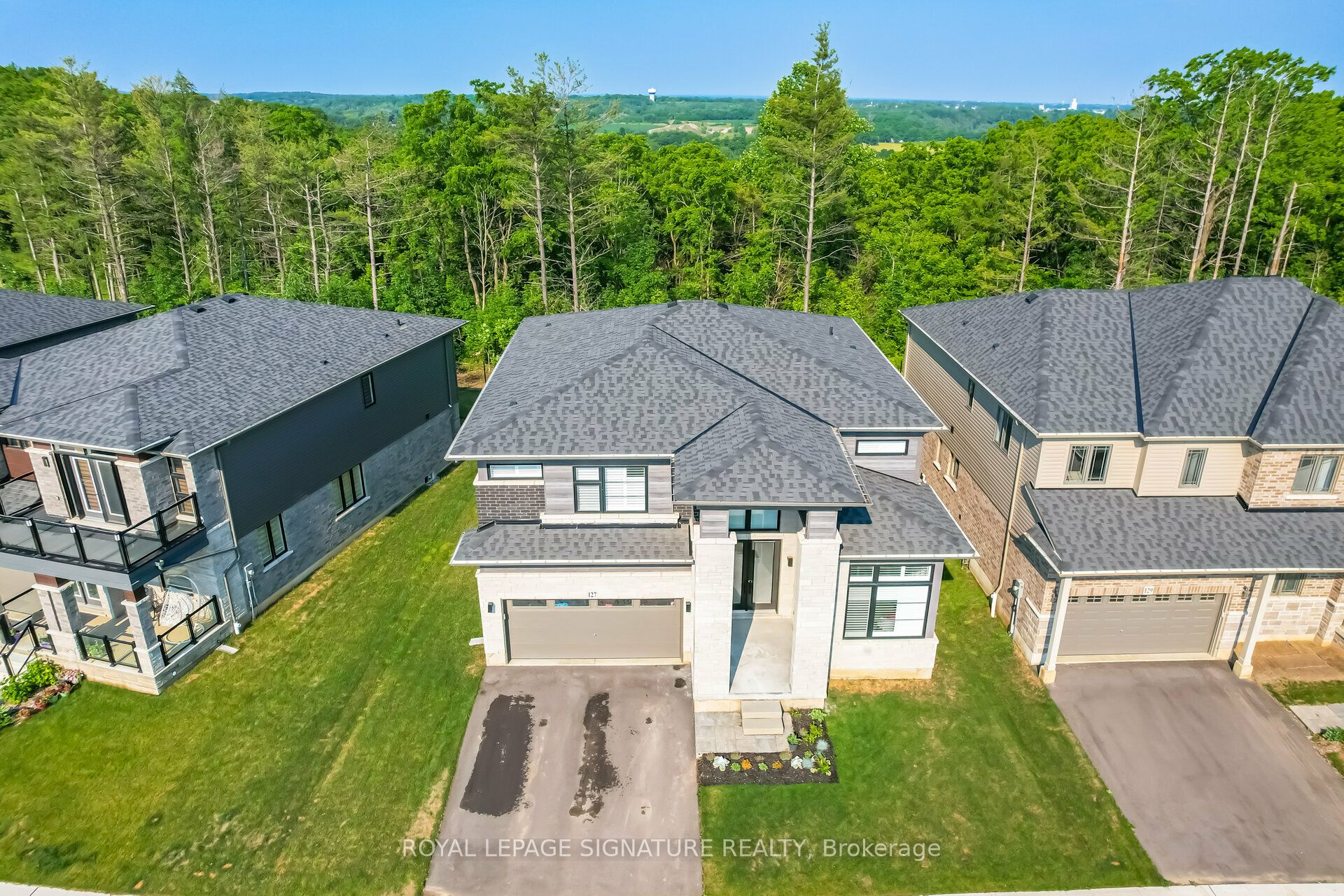 127 Court Drive, Brant, On N3l 0l6