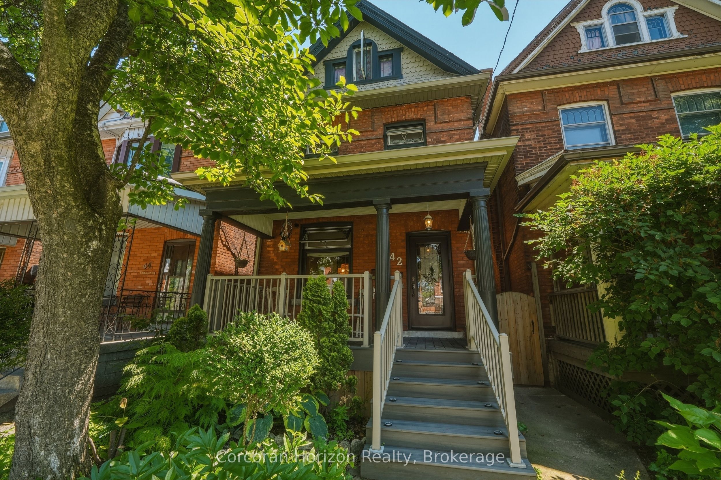 42 Nightingale Street, Hamilton, On L8l 1r8