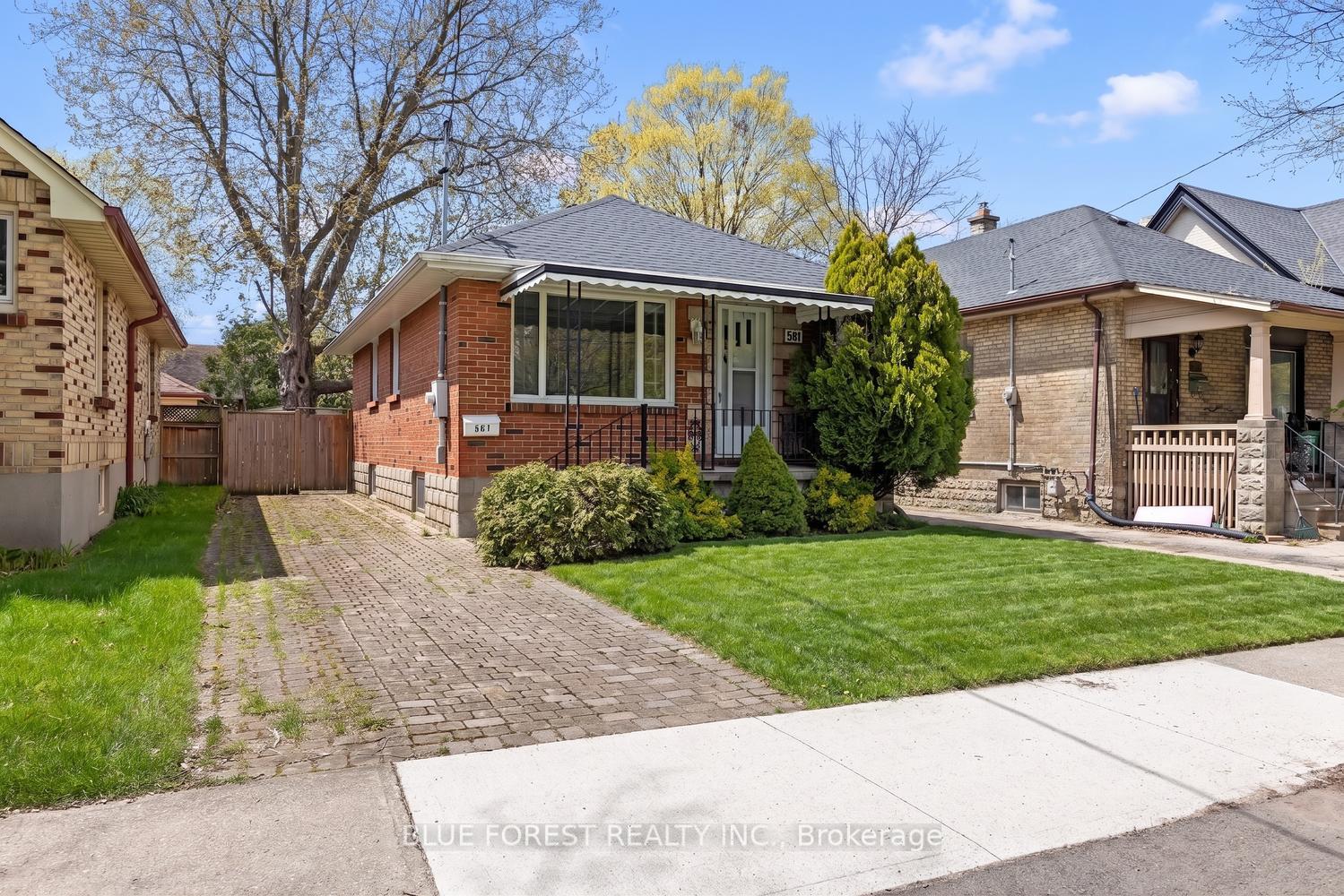 581 Hale Street, London East, On N5w 1h7