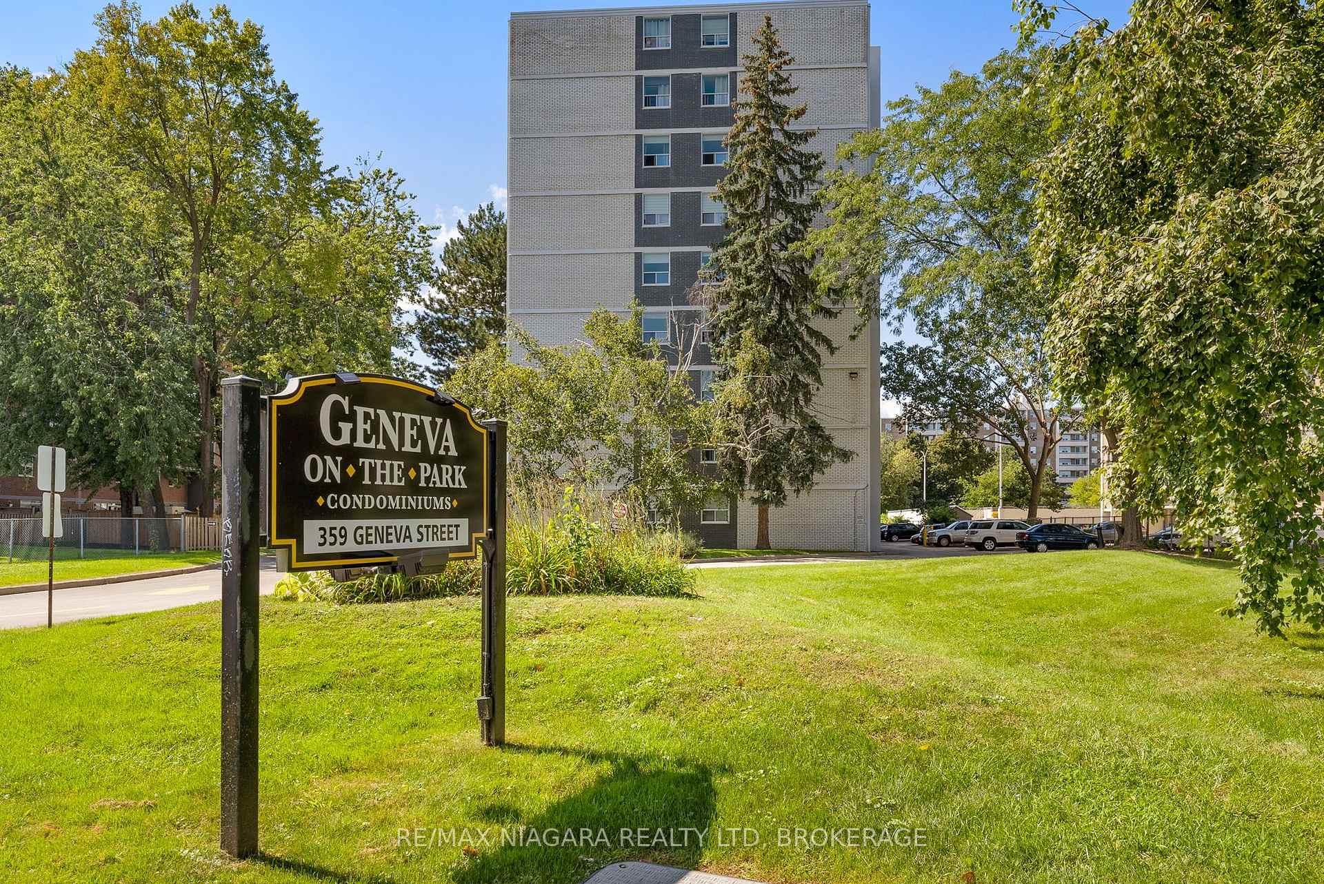 359 Geneva Street 1002, St. Catharines, On L2n 2g5