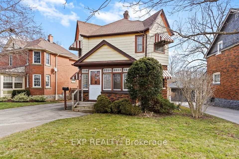 90 River Road, Welland, On L3b 2r9