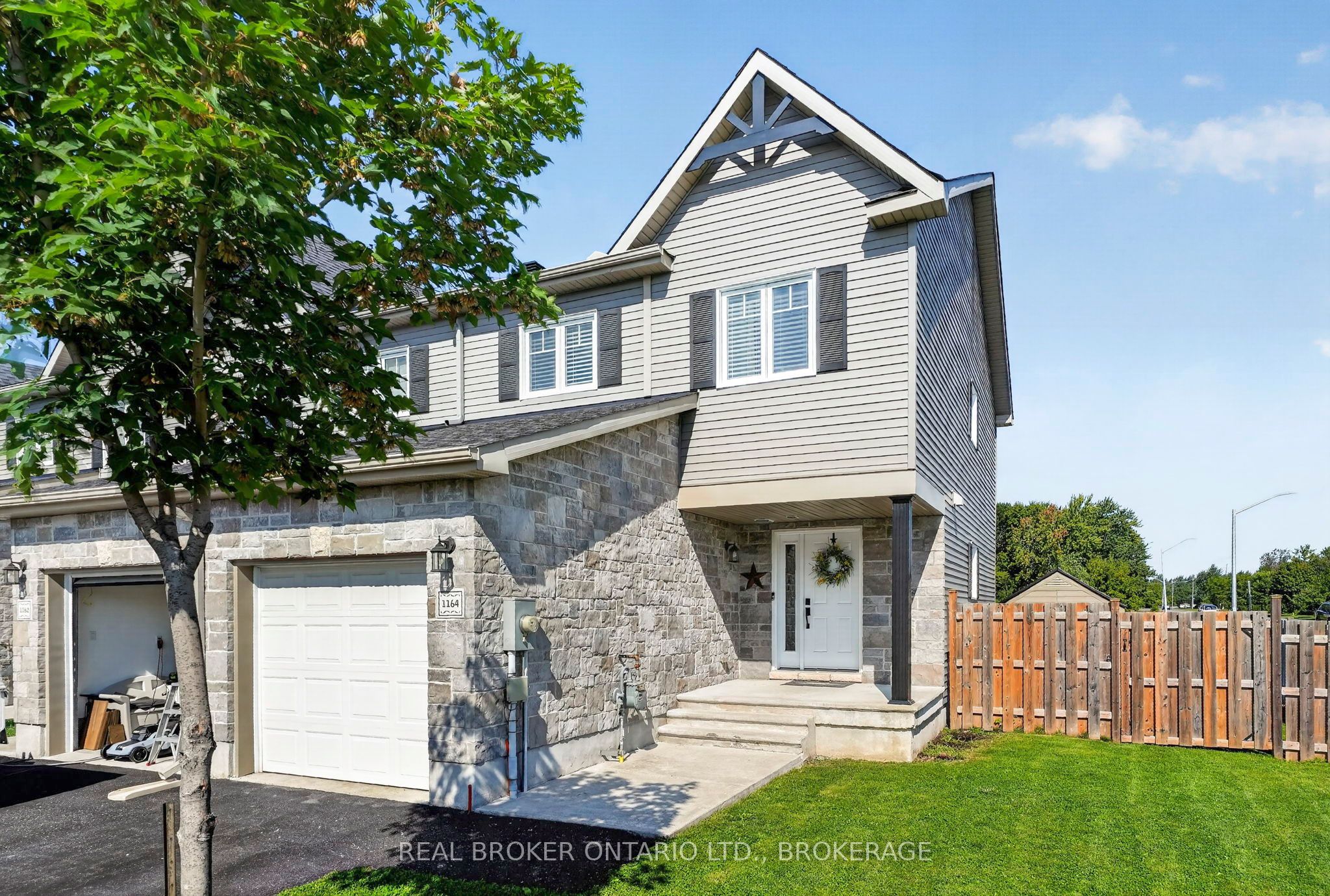 1164 Clement Court, Cornwall, On K6h 4n1