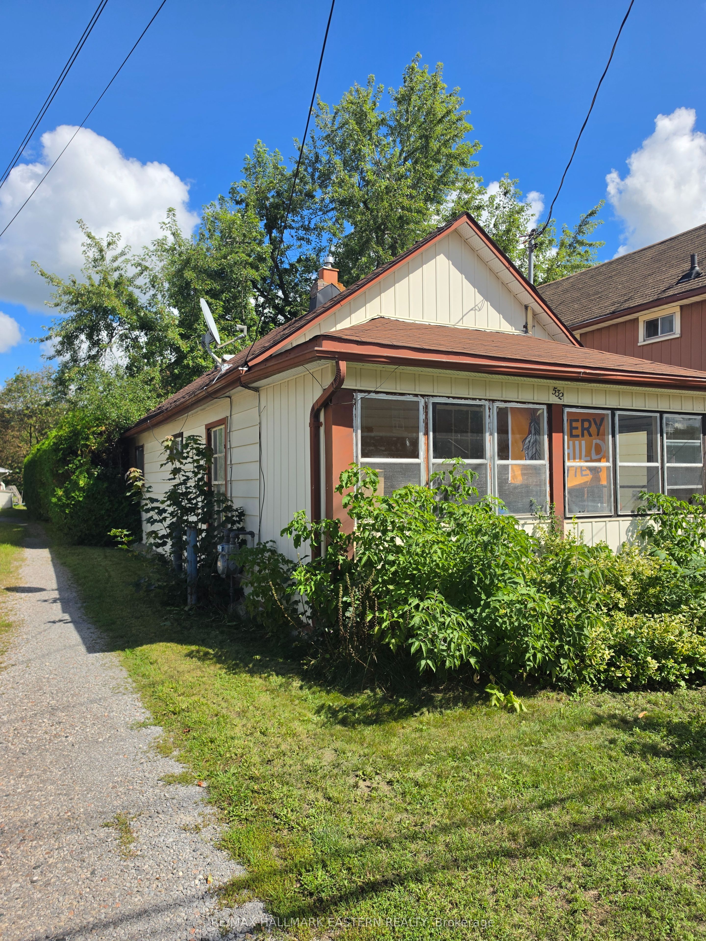 532 Rogers Street, Peterborough, On K9h 1x2