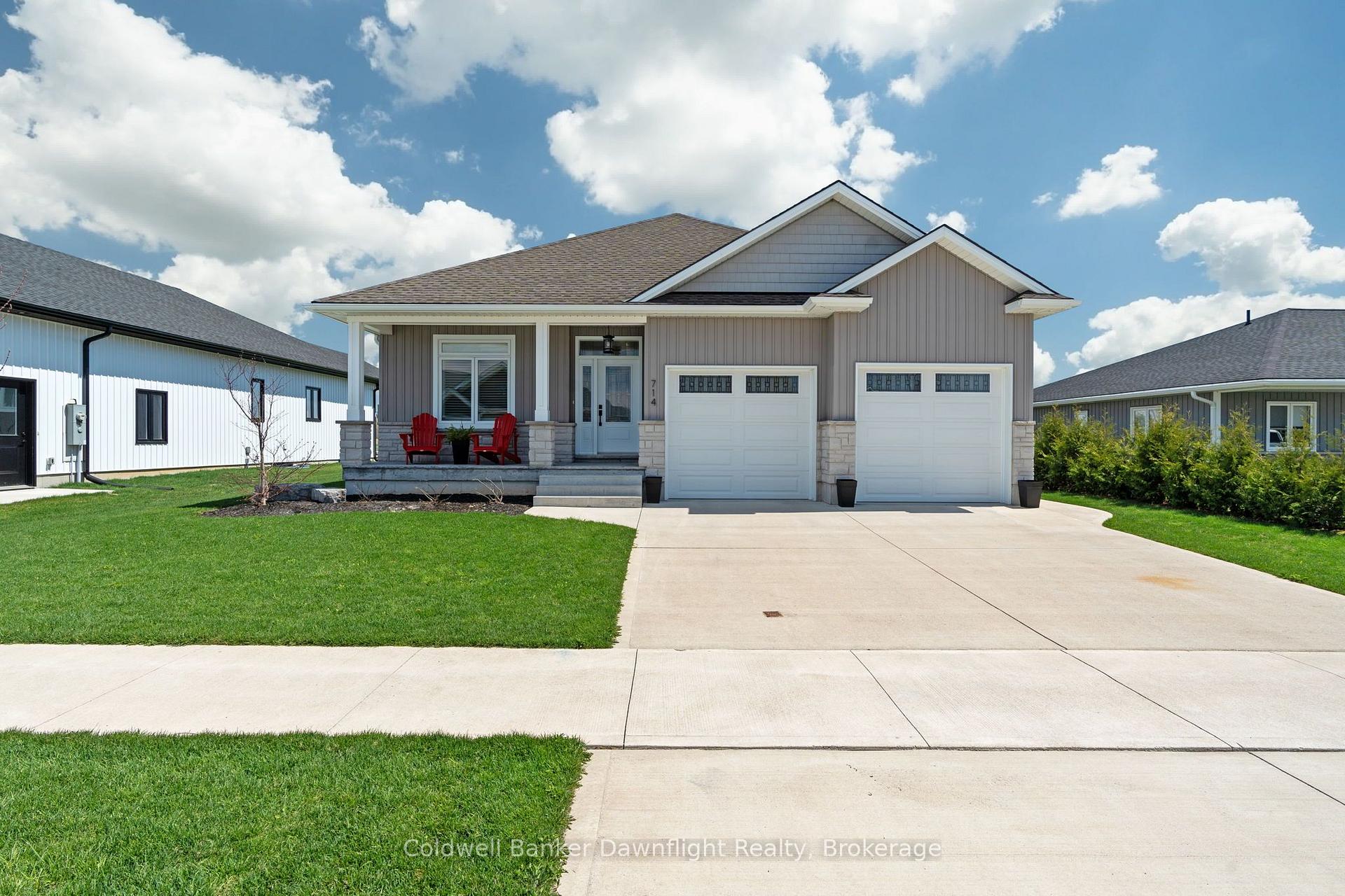 714 Gloria Street, North Huron, On N0m 1h0