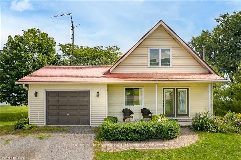 16169 Loyalist Parkway, Prince Edward County, On K0k 1g0