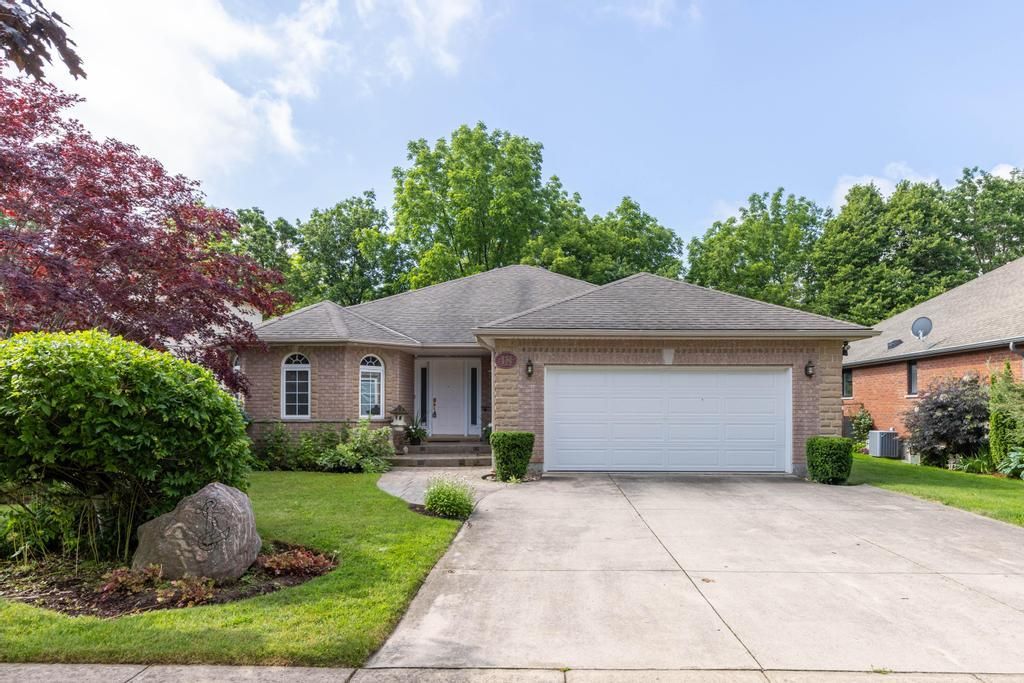 18 Harmony Drive, Niagara-On-The-Lake, On L0s 1j0