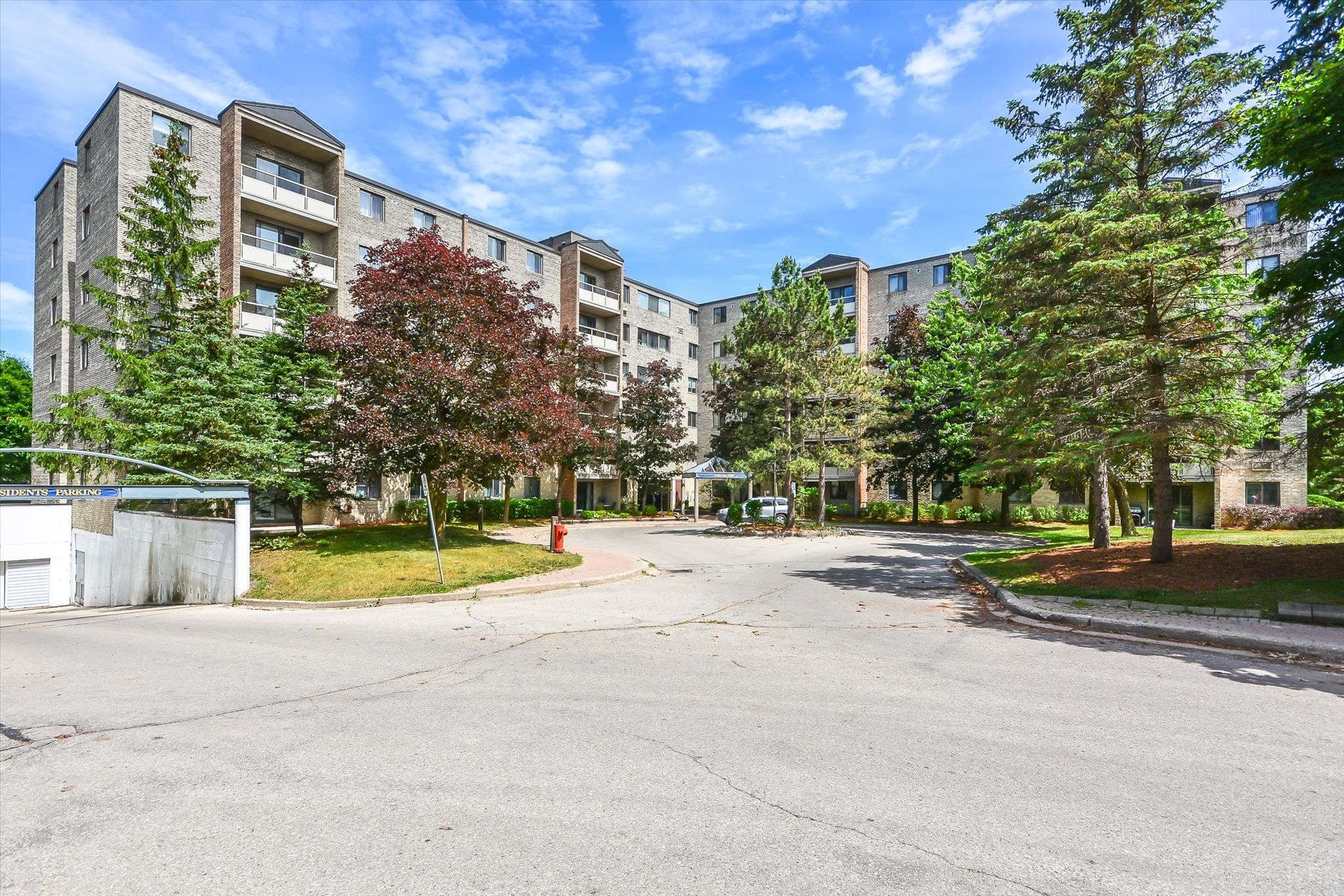93 Westwood Road 206, Guelph, On N1h 7j7