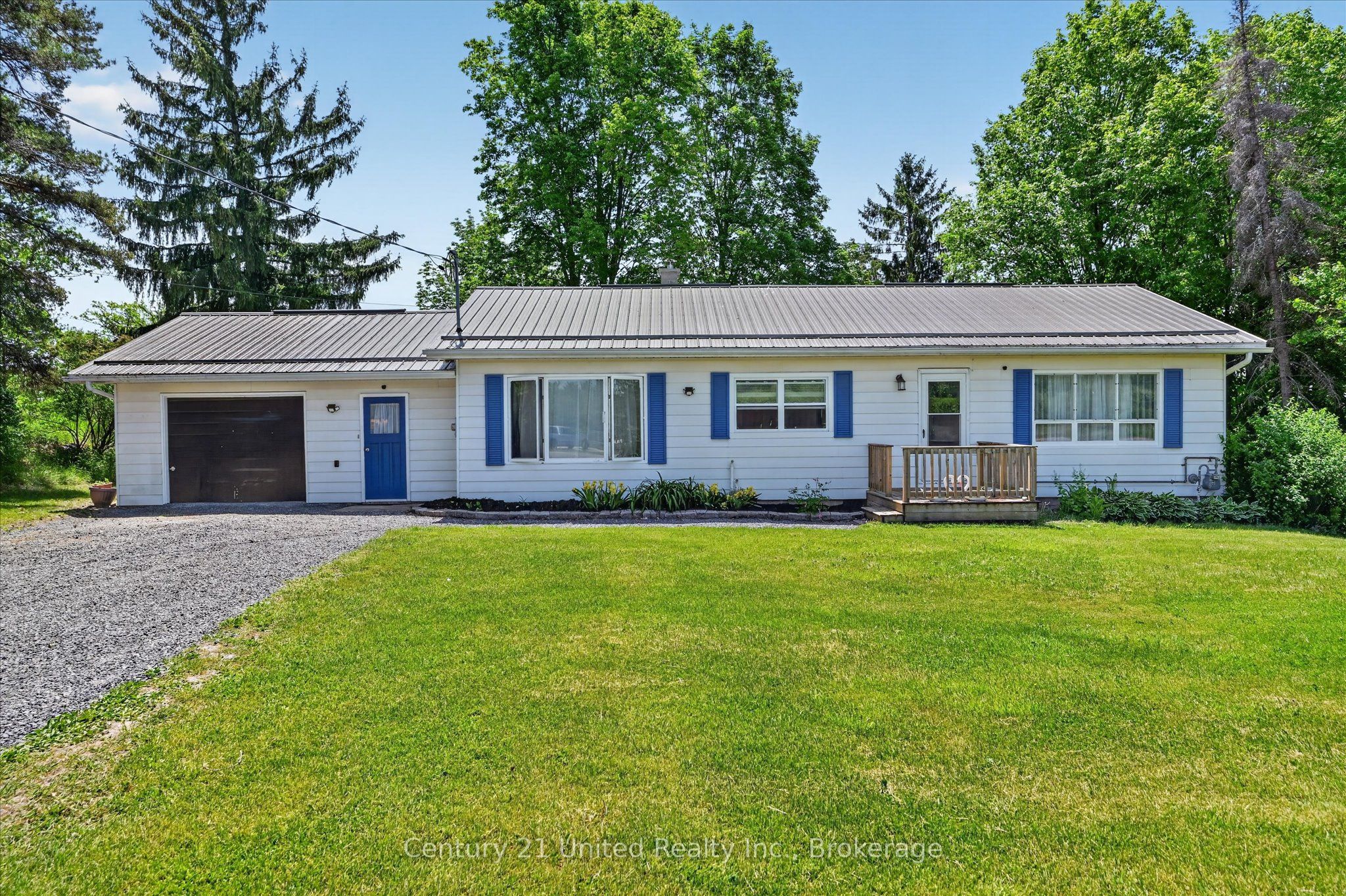 323 St Lawrence Street W, Centre Hastings, On K0k 2k0