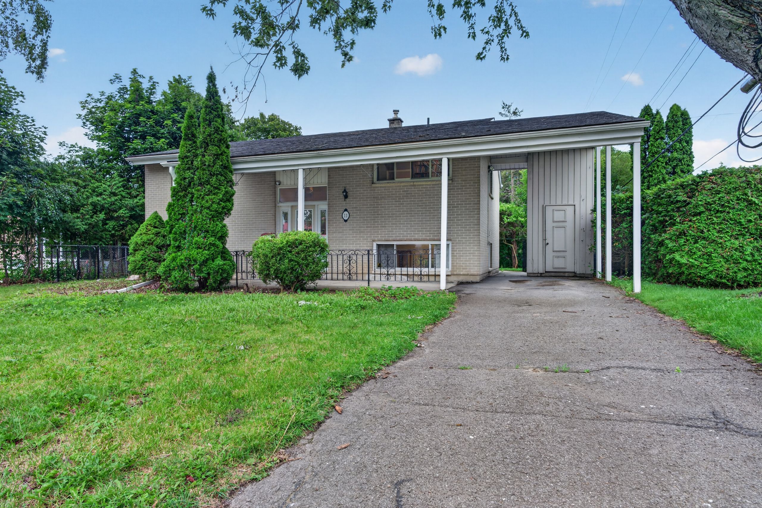 11 Pember Place, Kingston, On K7m 2p8