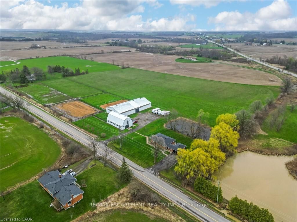2223 Hall Road, Hamilton, On L0r 1c0