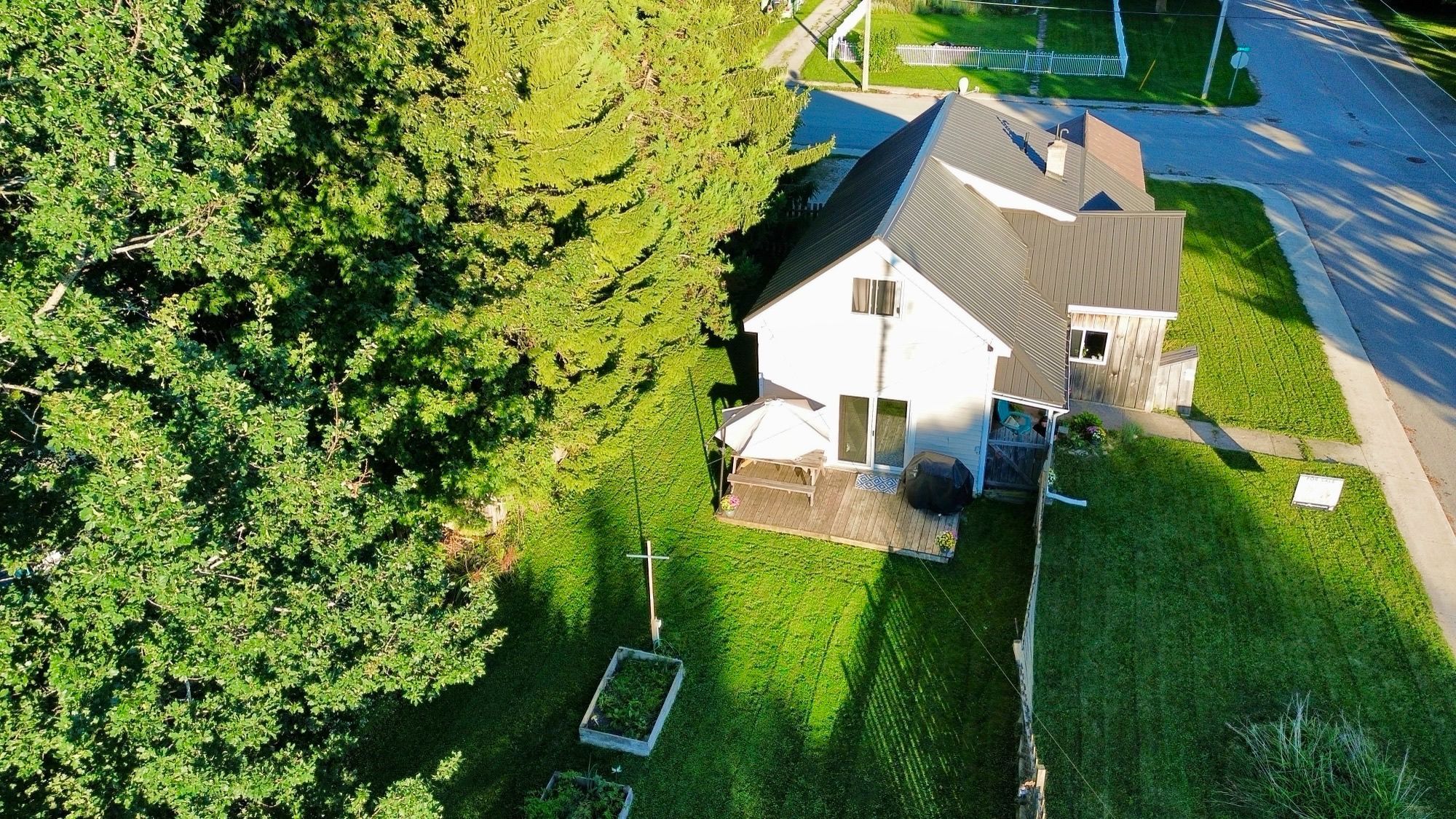 34 Main Street, Arran-Elderslie, On N0h 2n0