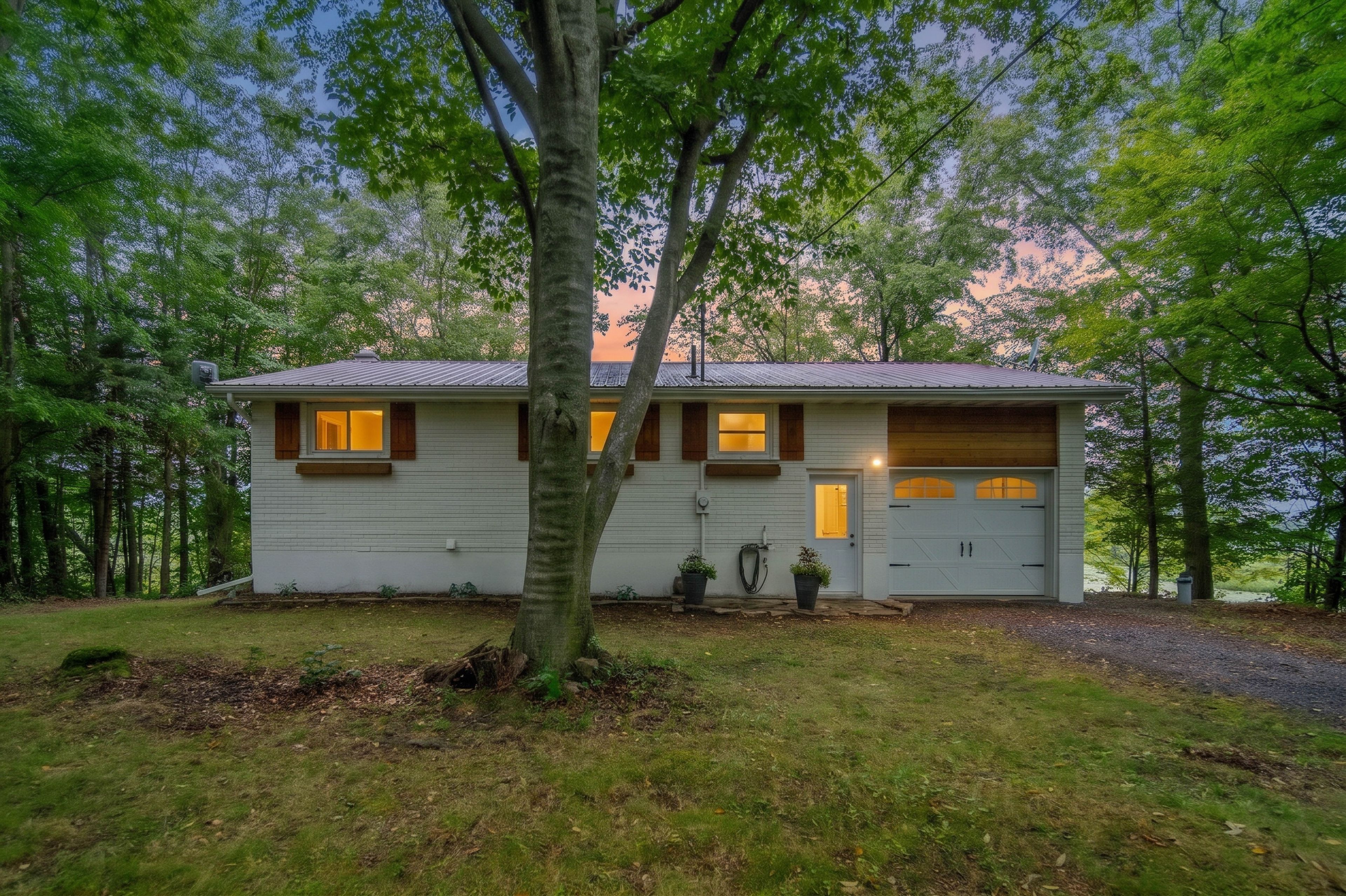 4781 Wilmer Road, South Frontenac, On K0h 2l0