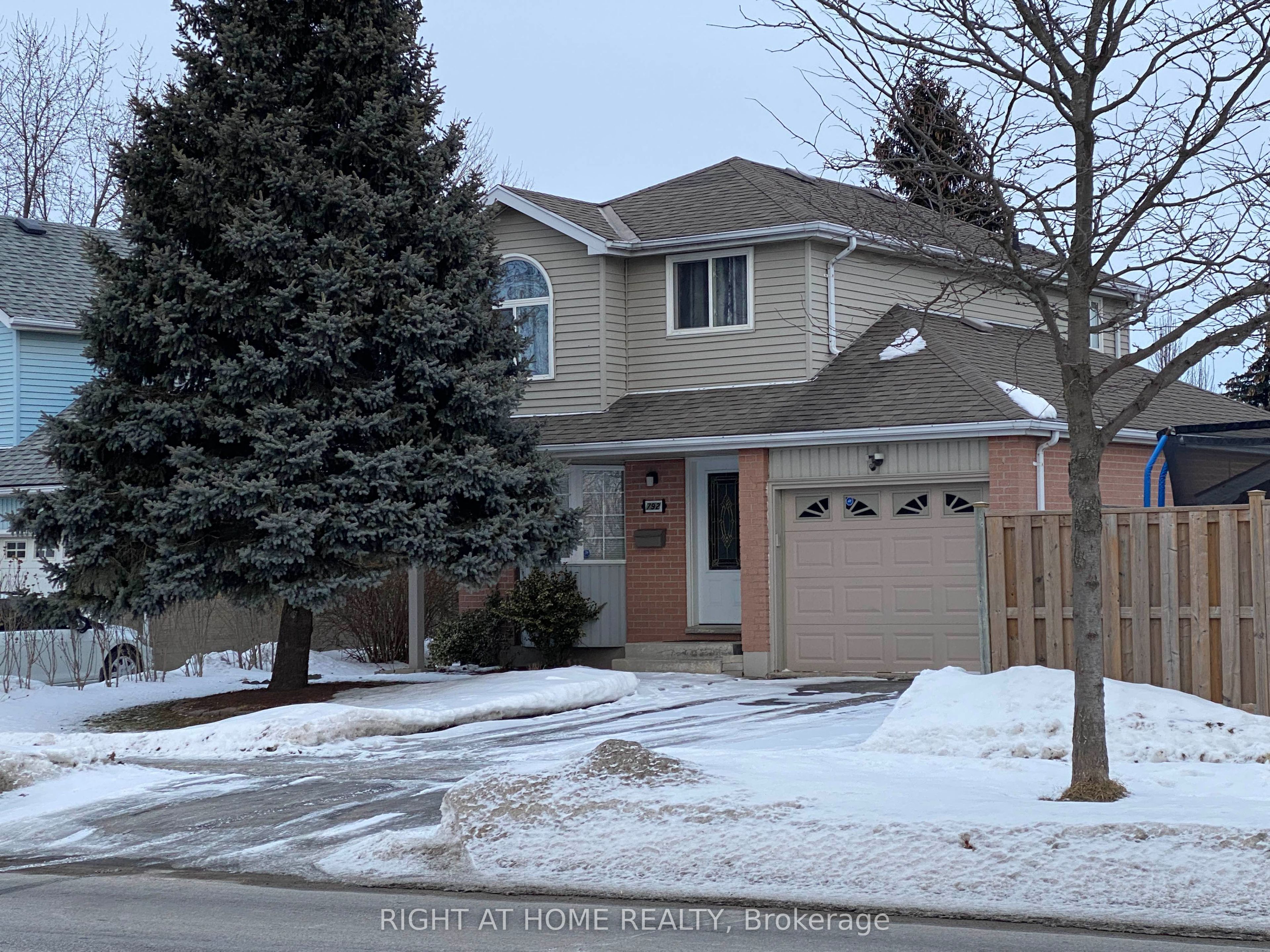 792 Homeview Road, London South, On N6c 5s6